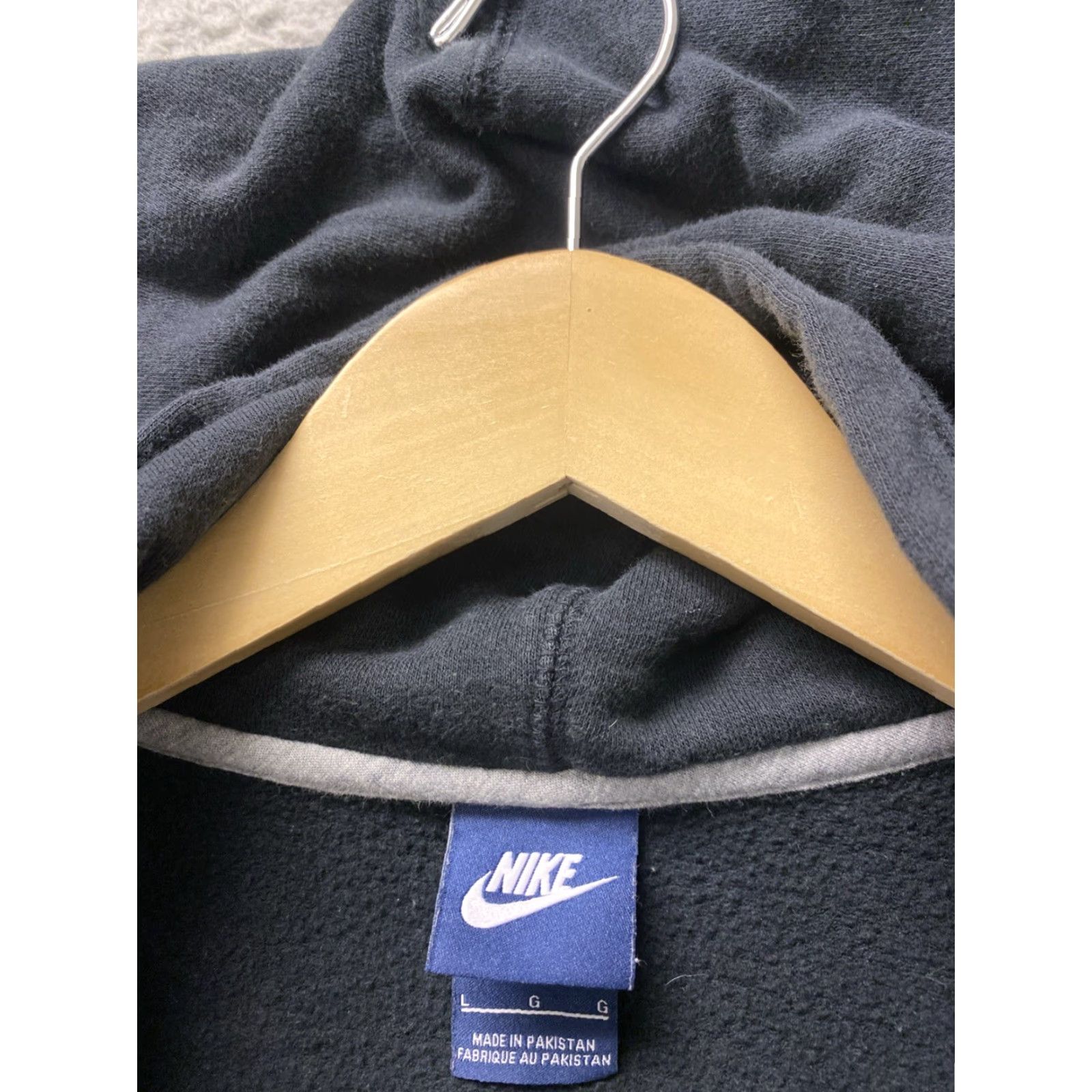 Nike Nike Sportswear Hoodie Women's Pullover Fleece Large Black / 155-8 (Slim) Size L / US 10 / IT 46 - 3 Thumbnail