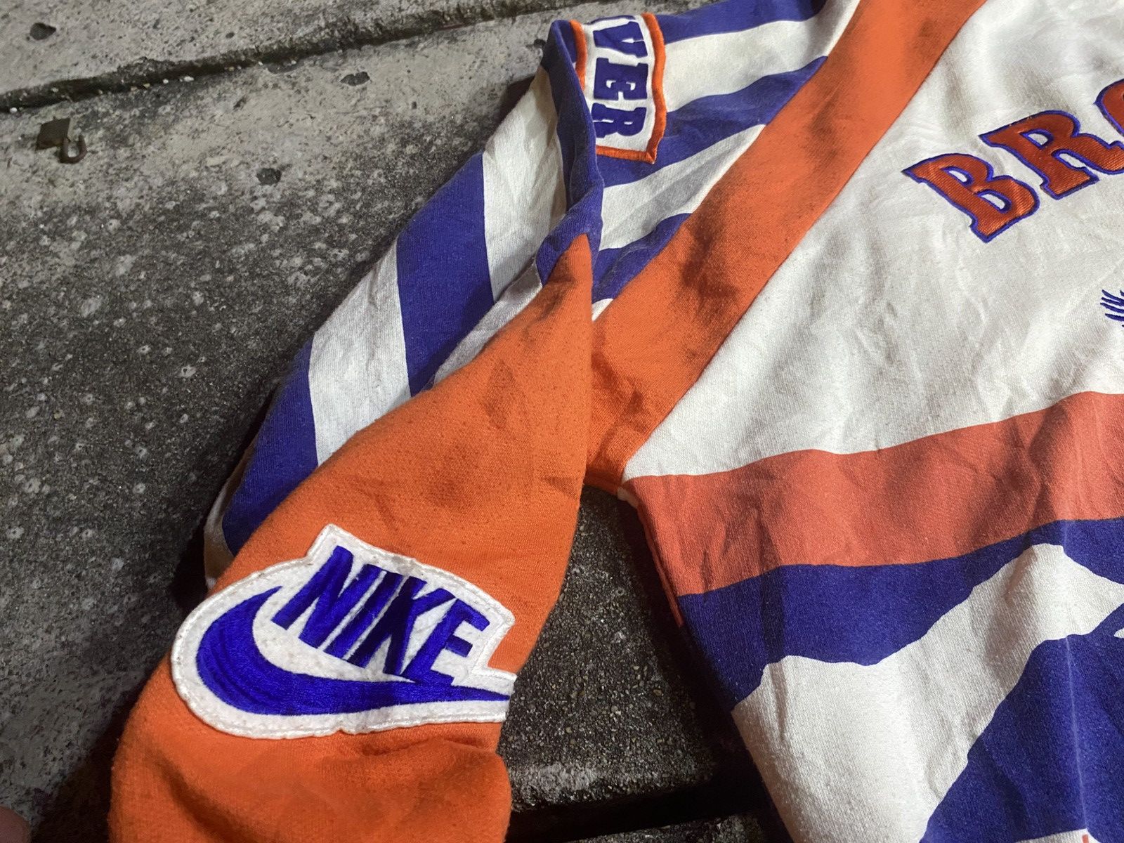 Nike VTG NFL Denver Broncos Nike Big All Over Print Size US L / EU 52-54 / 3 - 11 Thumbnail