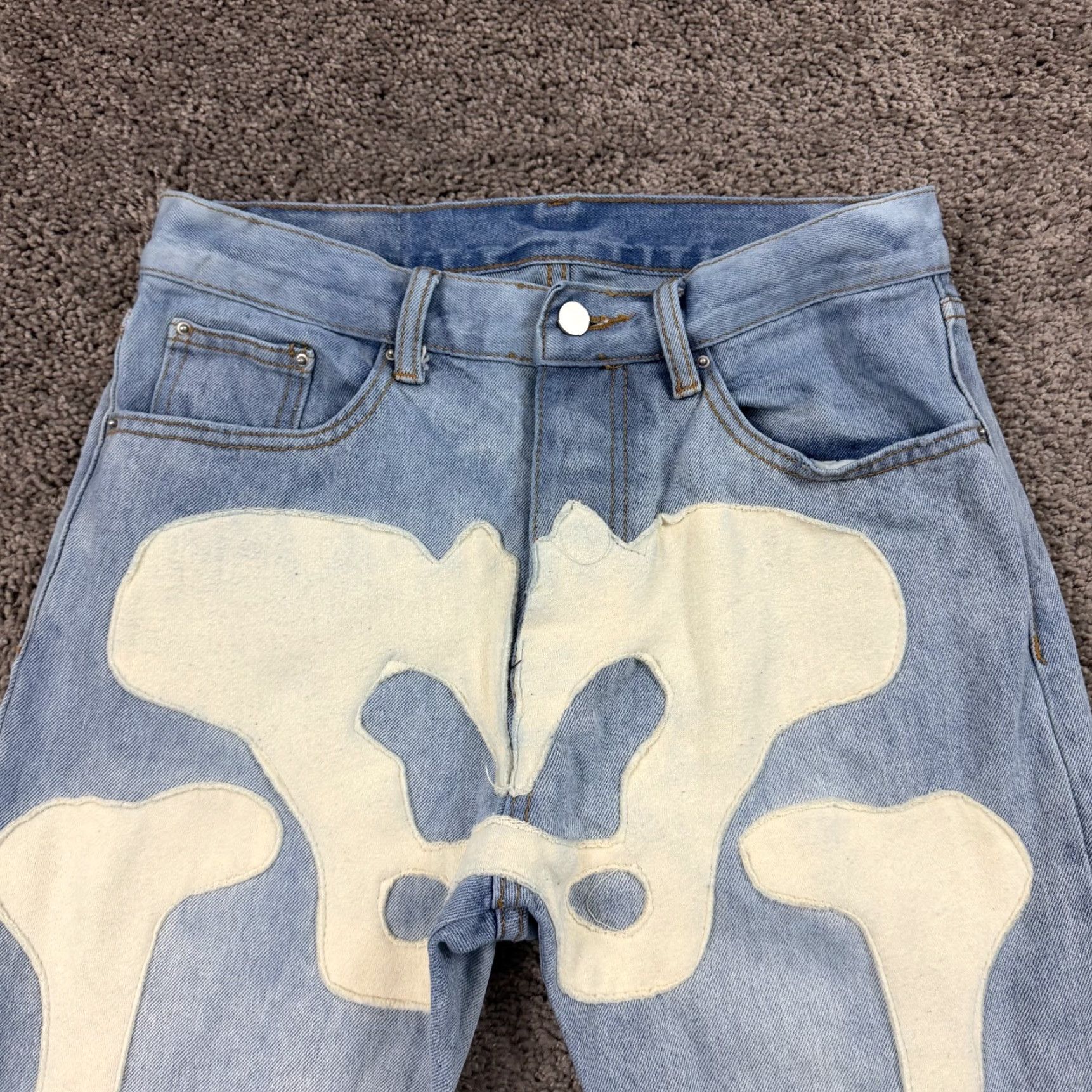 MNML MNML Jeans Mens 31 Straight Slim Fit Halloween Light Wash Denim 31x36 Jeans Mens Slim Halloween MNML Blue 90s Style (No extra info) Size US 30 / EU 46 - 3 Thumbnail