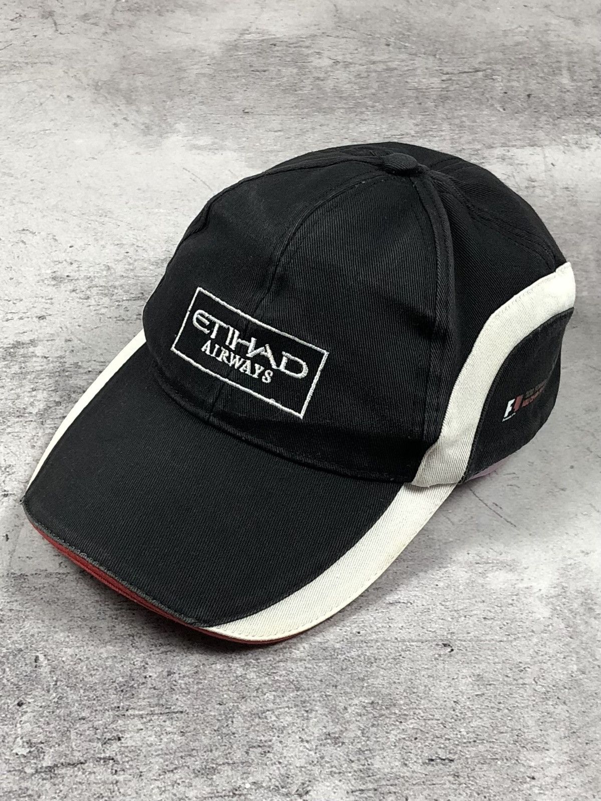 Formula 1 Vintage 2010 Abu Dhabi Grand Prix Etihad Cap Size ONE SIZE - 1 Thumbnail