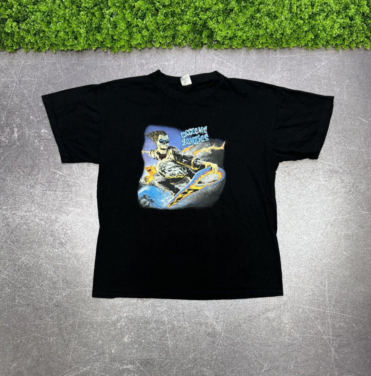 Band Tees Vintage Y2K Extreme Zombie Dead Face Horror Band Streetwear Size US XL / EU 56 / 4 - 1 Thumbnail