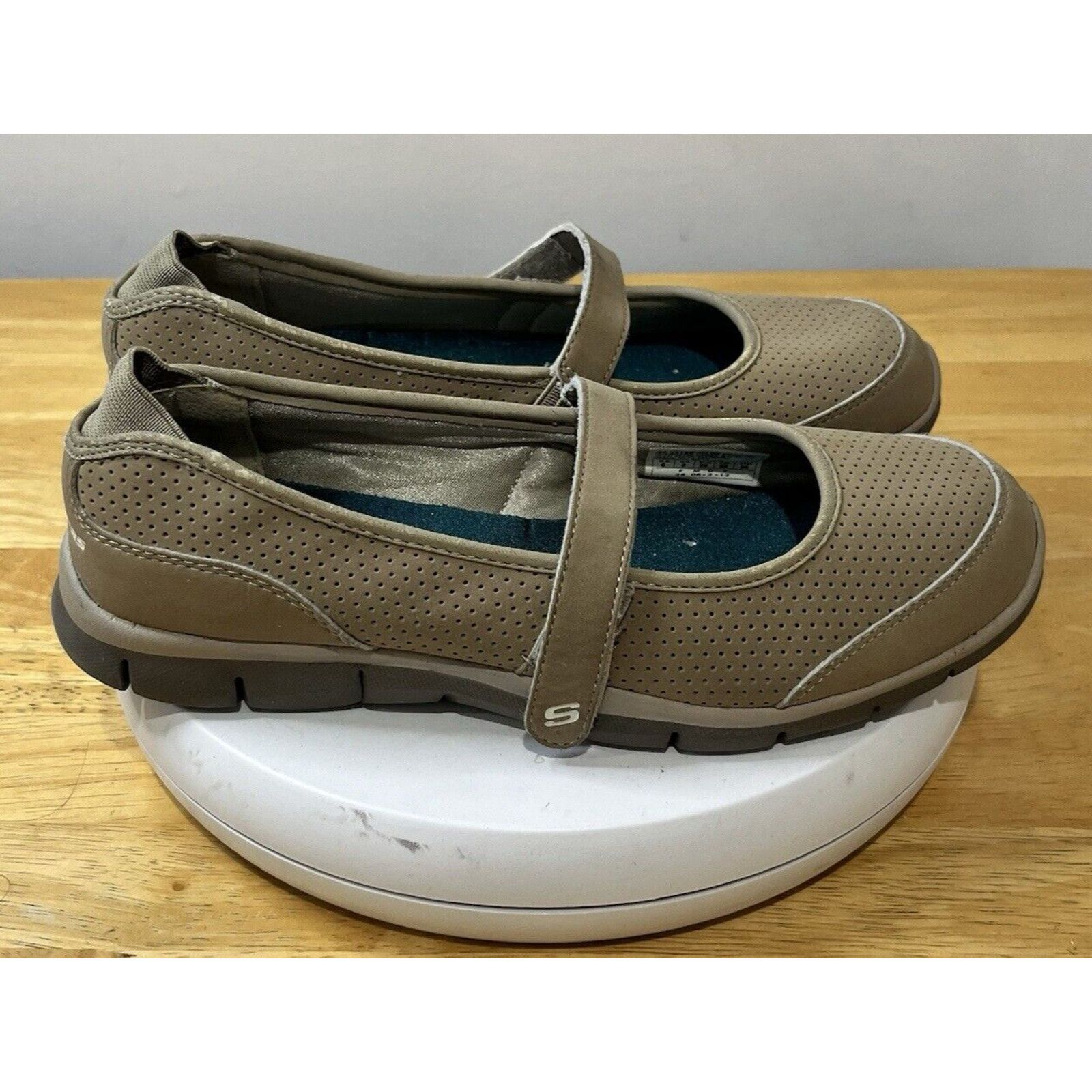 SKECHERS Skechers Flex Women Size 6 Beige Brown Adjustable Strap Size US 6 / IT 36 - 2 Thumbnail
