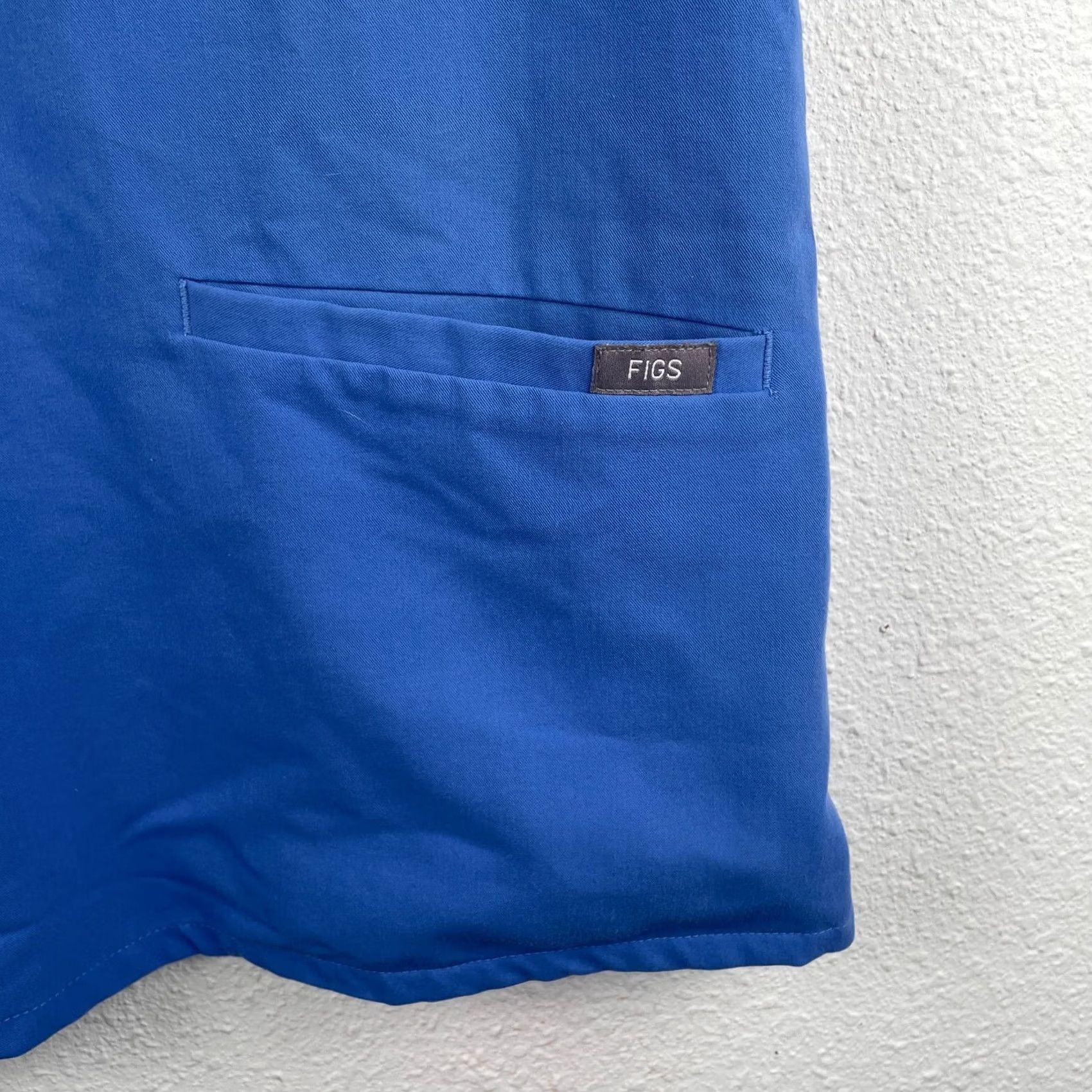 Vintage FIGS Technical Collection Blue Scrub Top Womens Size S Double Pocket Shirt Womens Blue Scrub Top Size S / US 4 / IT 40 - 4 Thumbnail