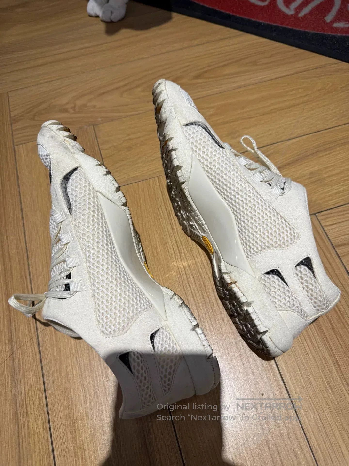 Vibram vibram five finger fitness shoes for men. Size US 9 / EU 42 - 7 Thumbnail