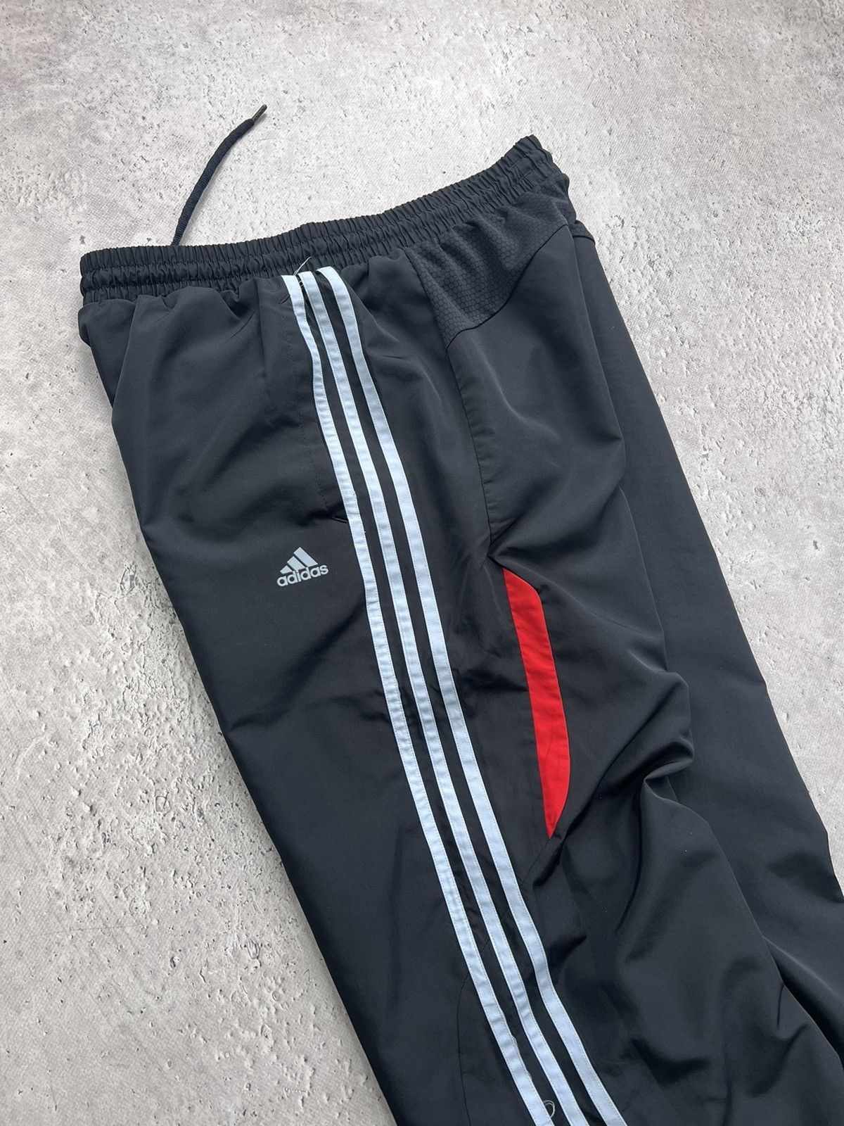 Adidas × Vintage Vintage Y2K Baggy Adidas Track drill Pants Size US 32 / EU 48 - 9 Thumbnail