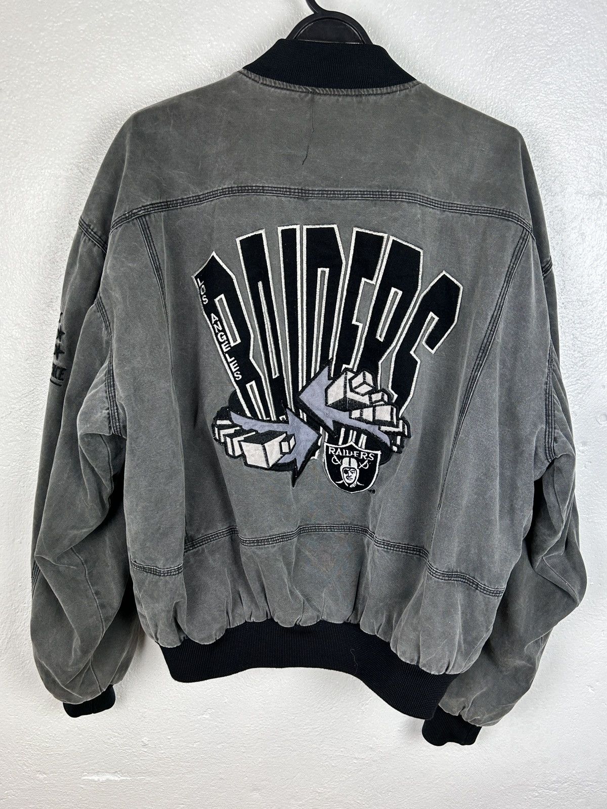 NFL 90s Vintage Campri Los Angeles Raiders NFL Conference Jacket Size US M / EU 48-50 / 2 - 1 Thumbnail