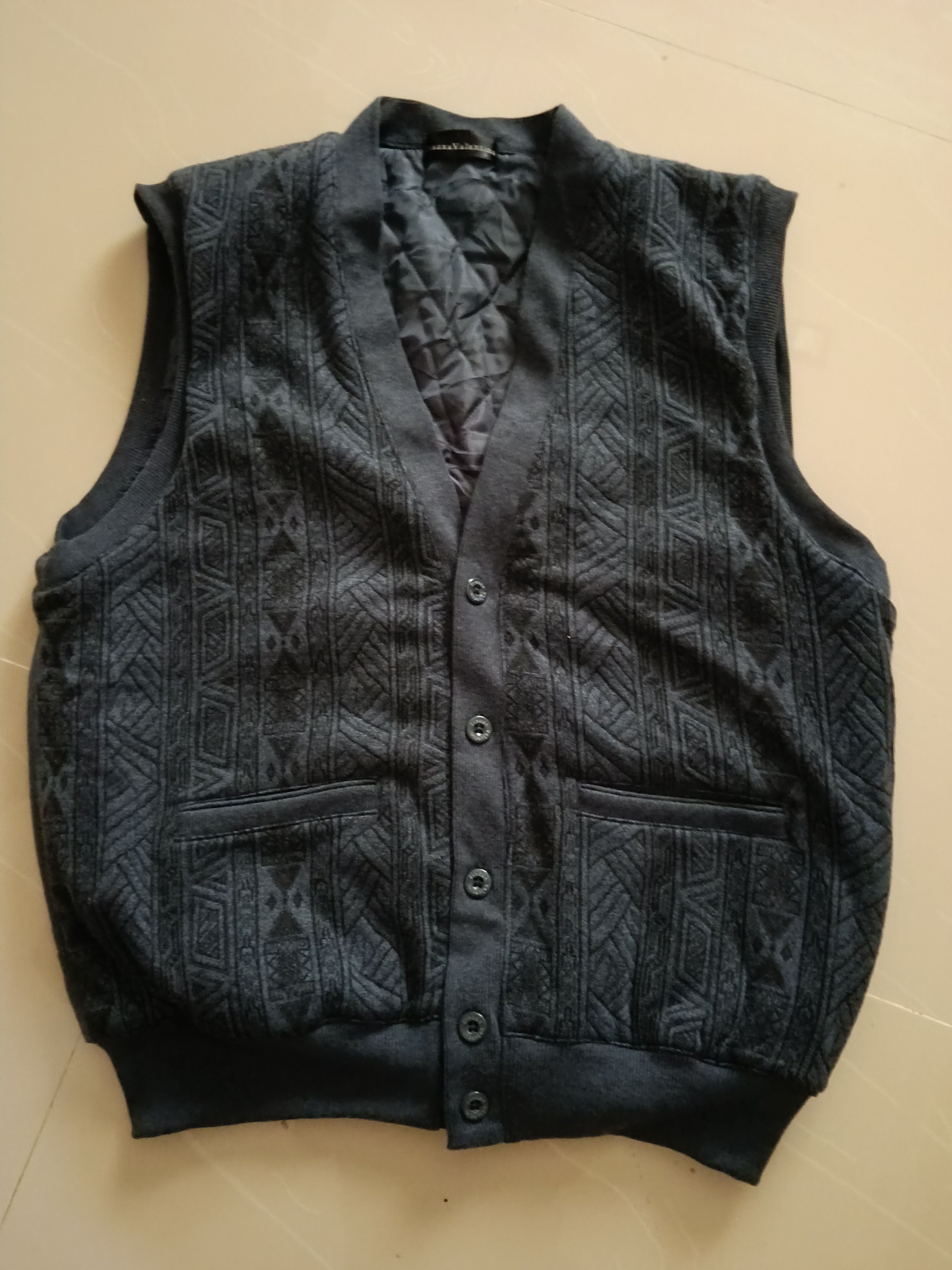 Vintage Vintage Piazza Valentino Sweater Vest Size US L / EU 52-54 / 3 - 1 Thumbnail