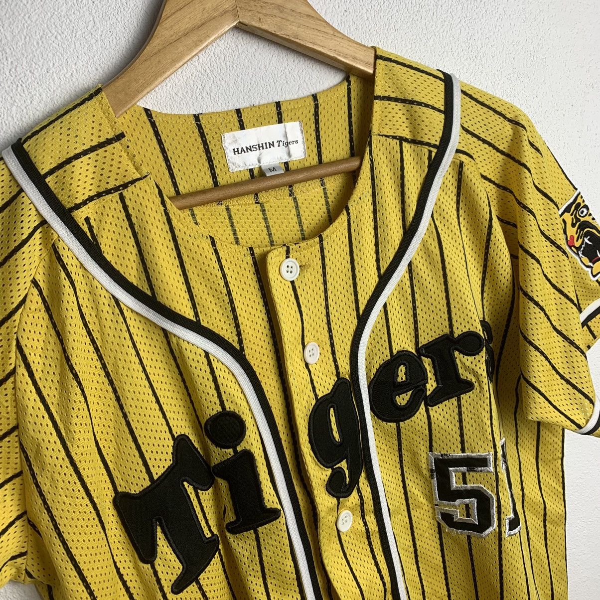 Japanese Brand × Vintage Vintage Hansin Tigers Baseball Jersey with Signature Size US M / EU 48-50 / 2 - 5 Thumbnail