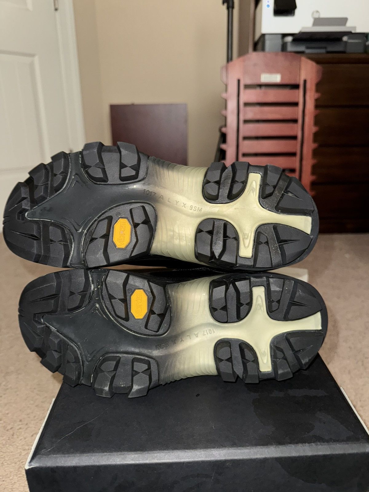 1017 ALYX 9SM 1017 Alyx 9SM low top sneaker Size US 6.5 / EU 39-40 - 10 Thumbnail