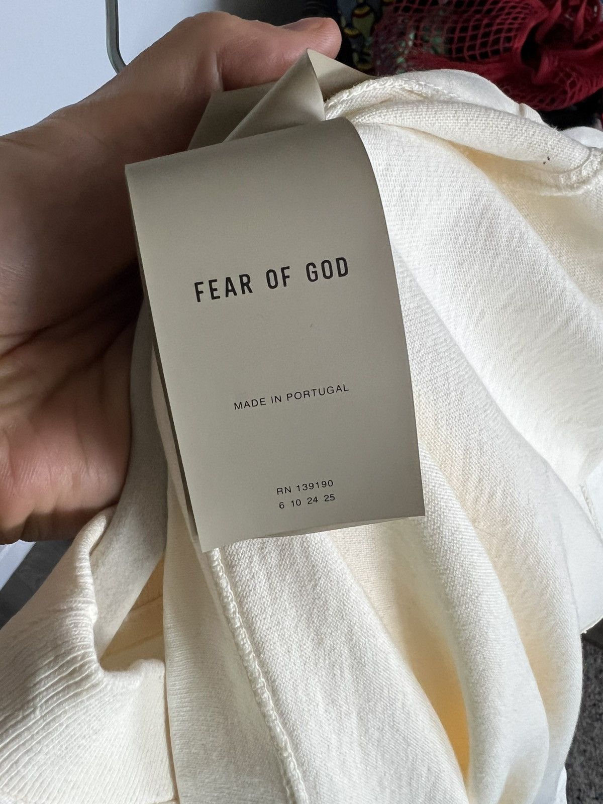 Fear of God NWT - Main label cream oversized cotton t-shirt Size US M / EU 48-50 / 2 - 4 Thumbnail