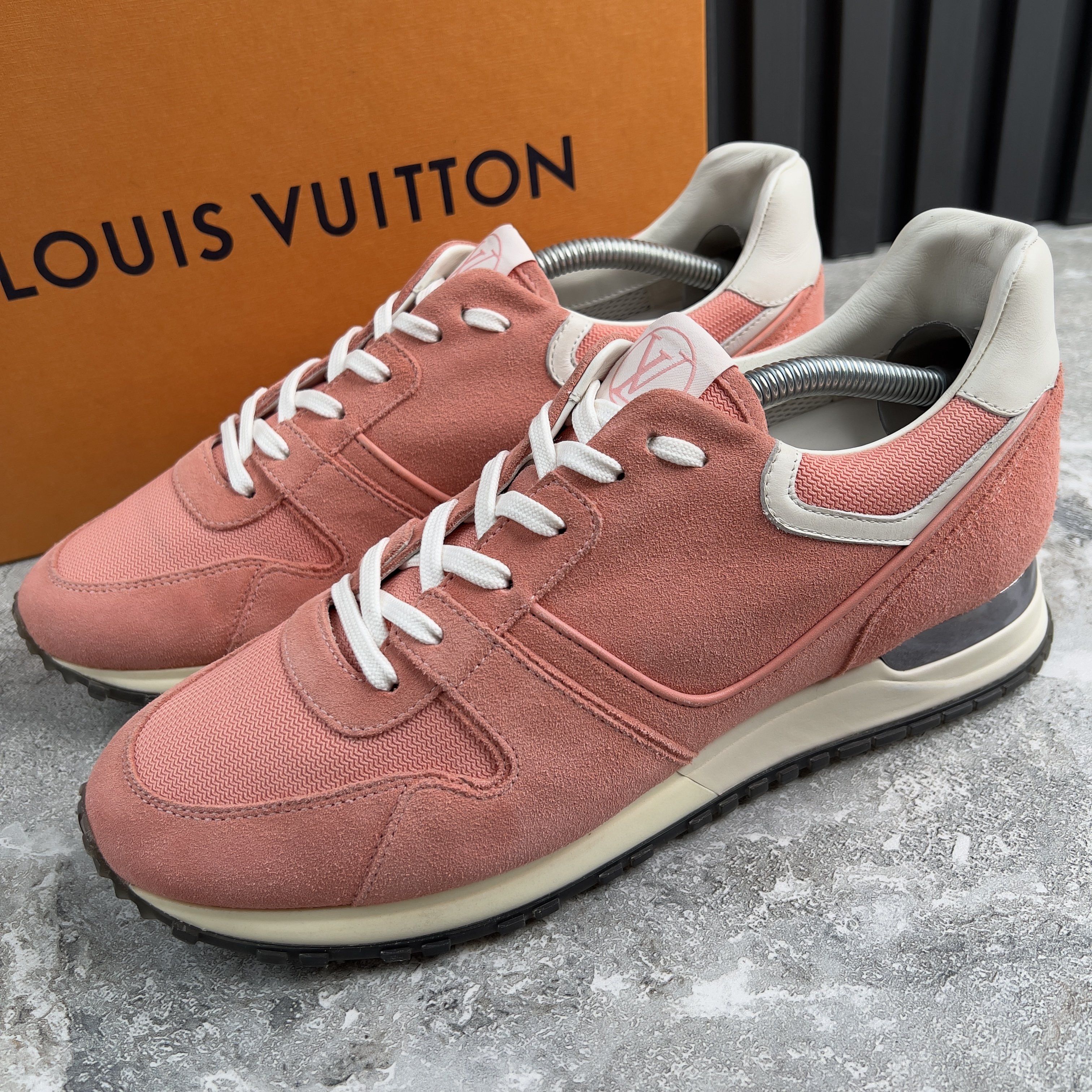 Louis Vuitton Louis Vuitton Run Away LV Sneakers Suede Size US 9 / IT 39 - 1 Thumbnail