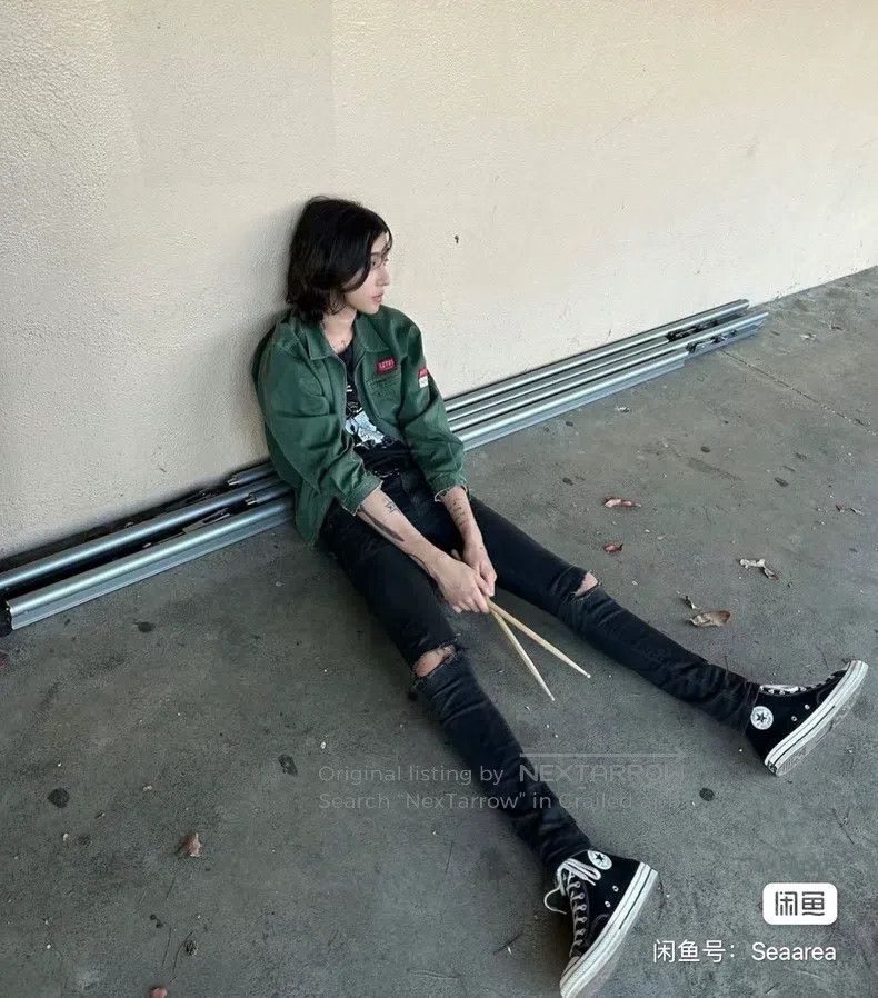 Saint Laurent Paris Saint Laurent Paris Black Mud-Dyed Frayed Denim Pants Size US 34 / EU 50 - 7 Thumbnail