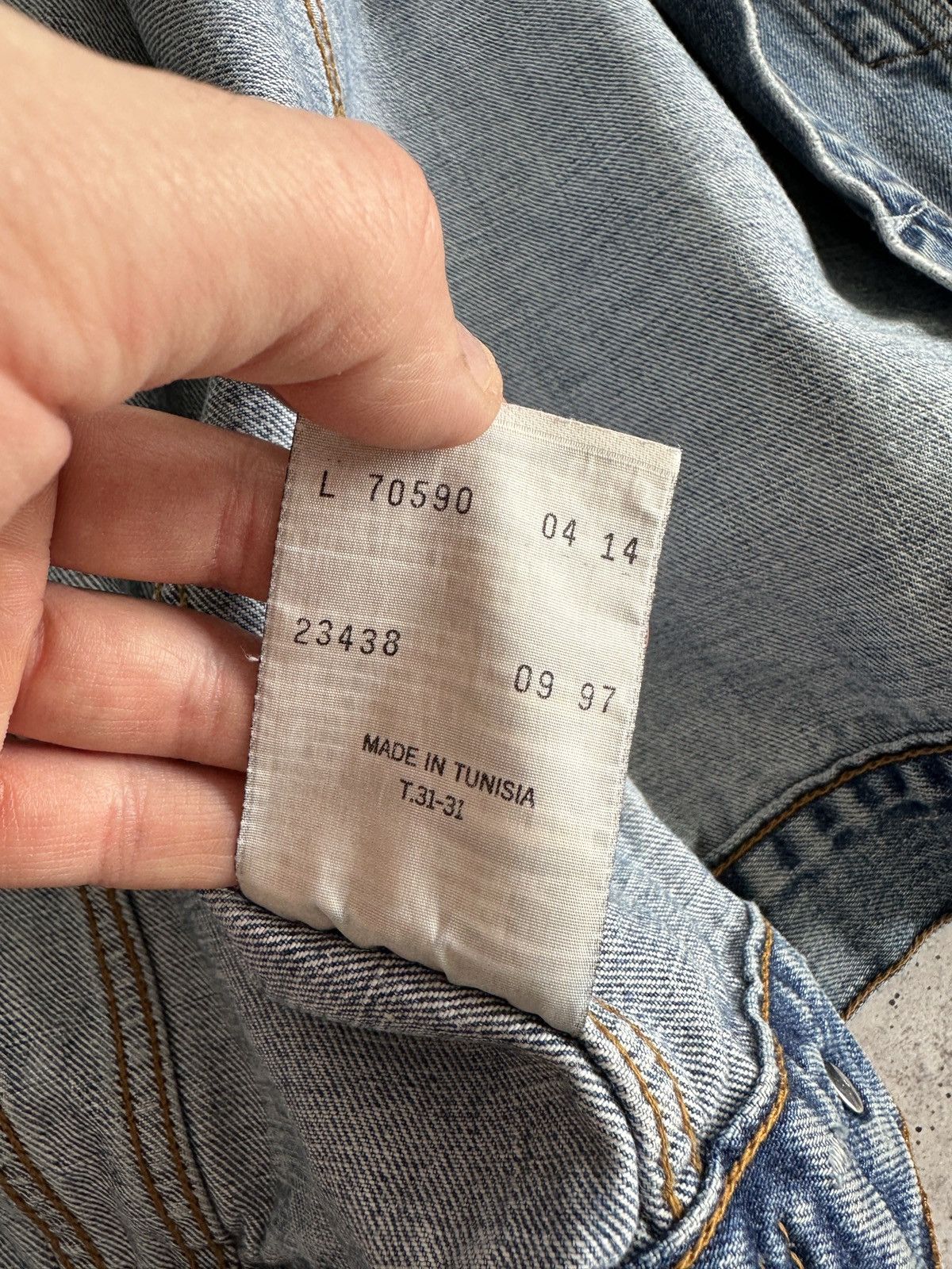 Levi's × Levi's Vintage Clothing Vintage Levi’s Denim Jeans Faded Jacket Size L / US 10 / IT 46 - 10 Thumbnail
