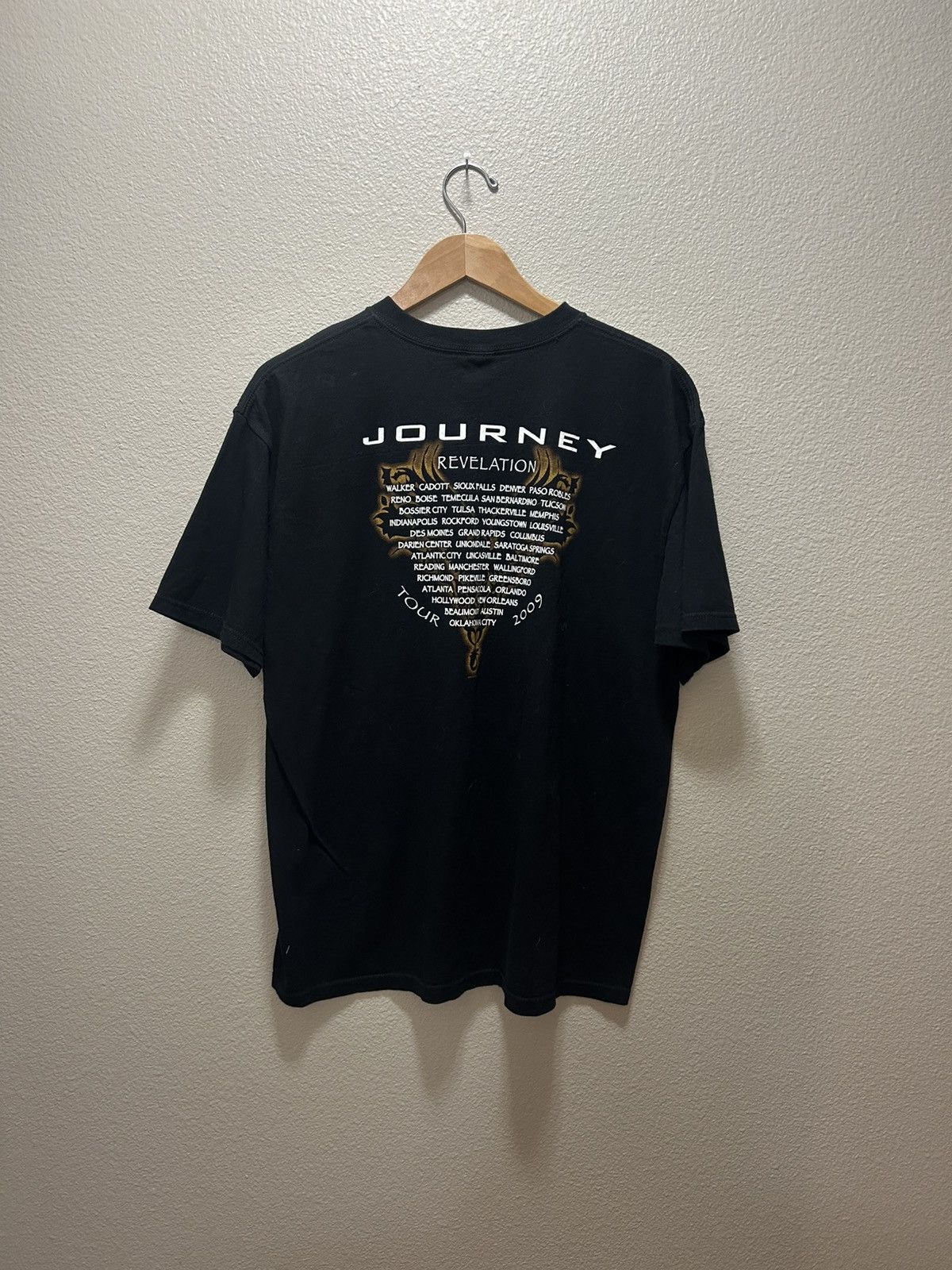 Vintage 2009 journey Graphic T-Shirt Size US XL / EU 56 / 4 - 2 Thumbnail