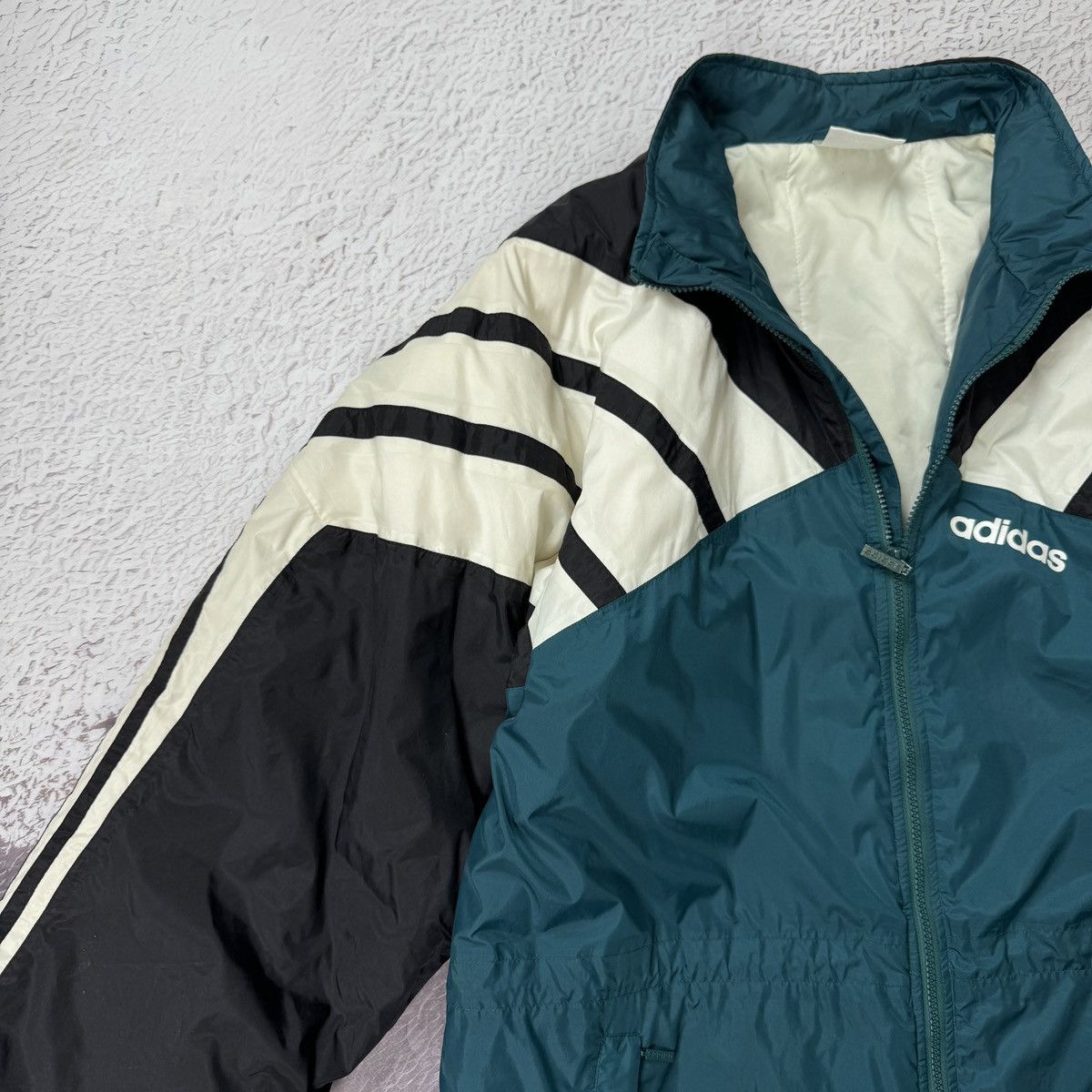 Adidas Adidas vintage 90s rare green puffer jacket Size US L / EU 52-54 / 3 - 5 Thumbnail