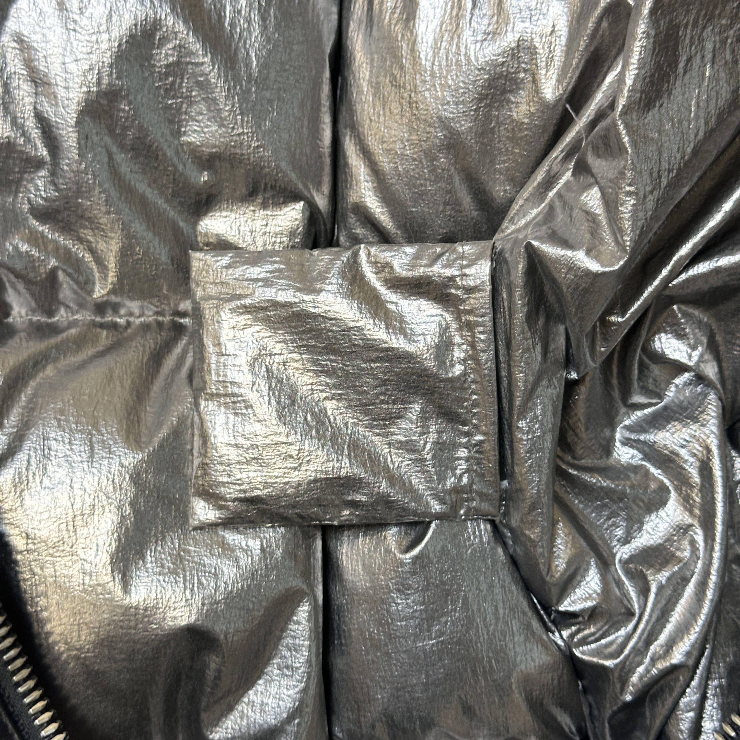 Rudsak Vintage Rudsak Metallic Hood White Puffer Coat Size M Womens Size M / US 6-8 / IT 42-44 - 9 Thumbnail