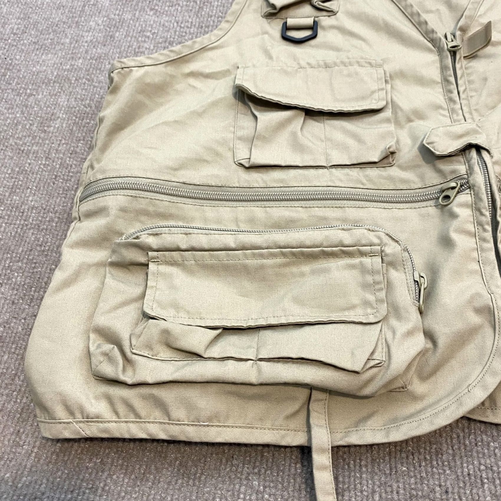 Vintage Field & Stream Vest Mens Large Beige Canvas Utility Fishing Hunting Pockets Size US L / EU 52-54 / 3 - 2 Thumbnail