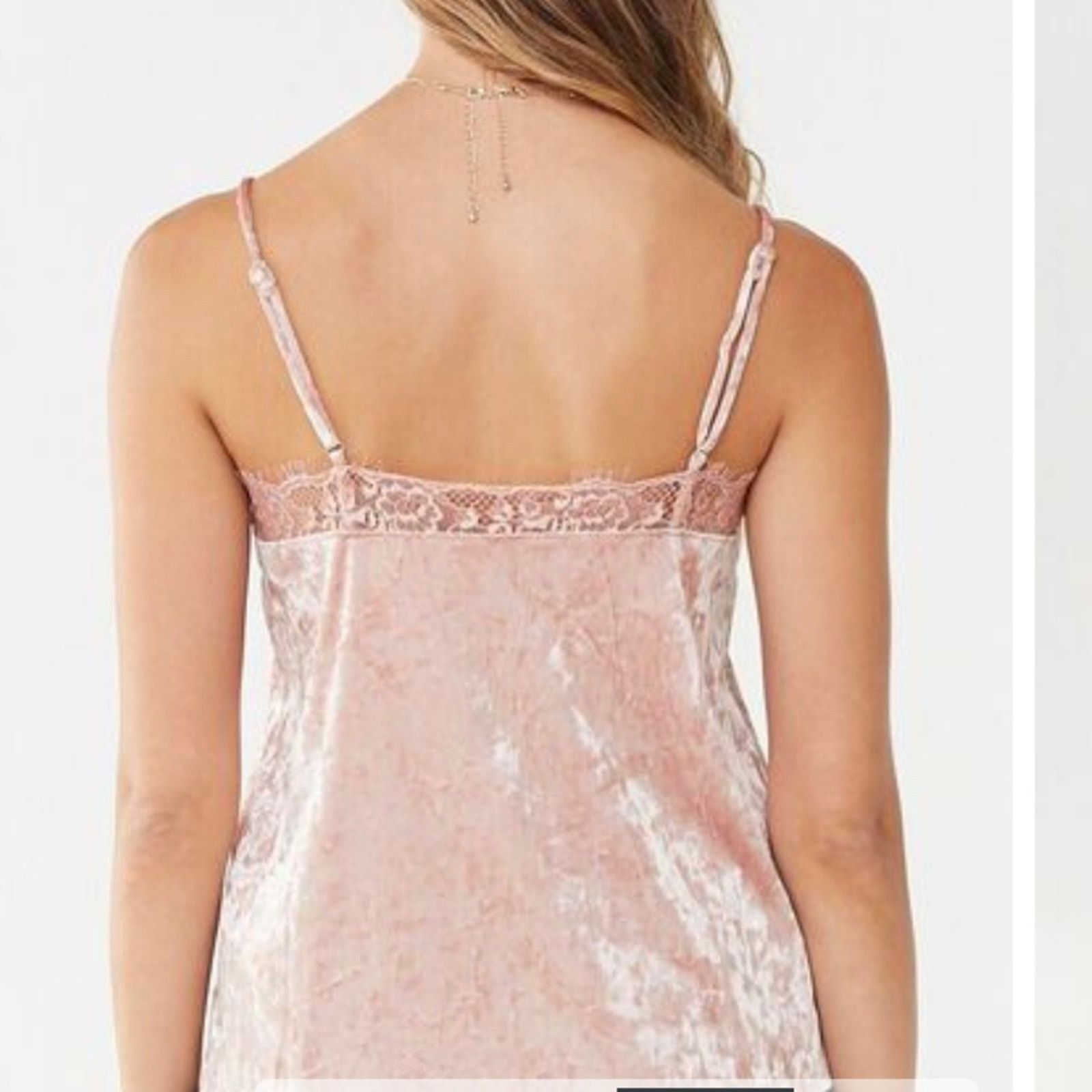 Forever 21 Forever 21 Lace Trim Velvet Cami- Medium Size M / US 6-8 / IT 42-44 - 6 Thumbnail