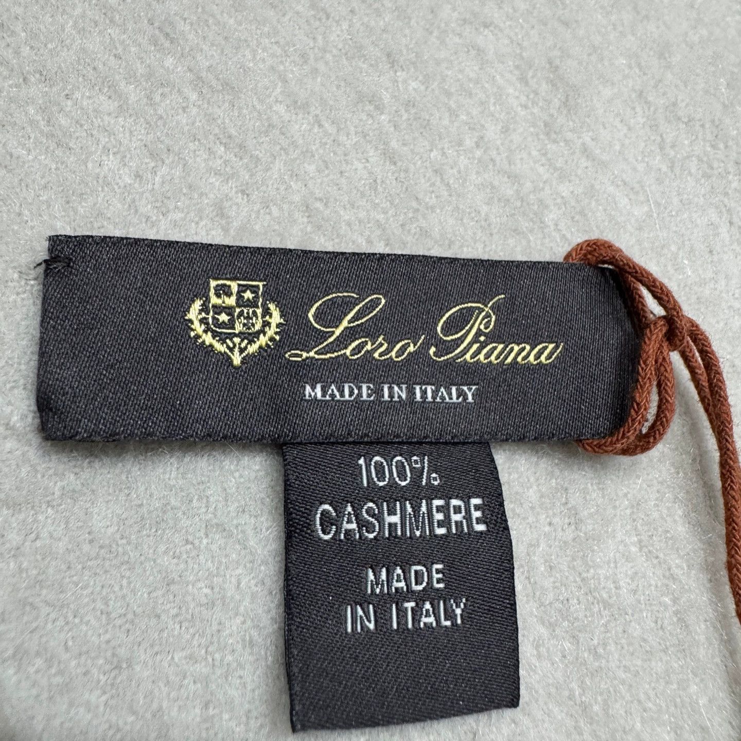 Loro Piana Loro Piana Cashmere Scarf 166x44cm New With Tags Size ONE SIZE - 4 Thumbnail