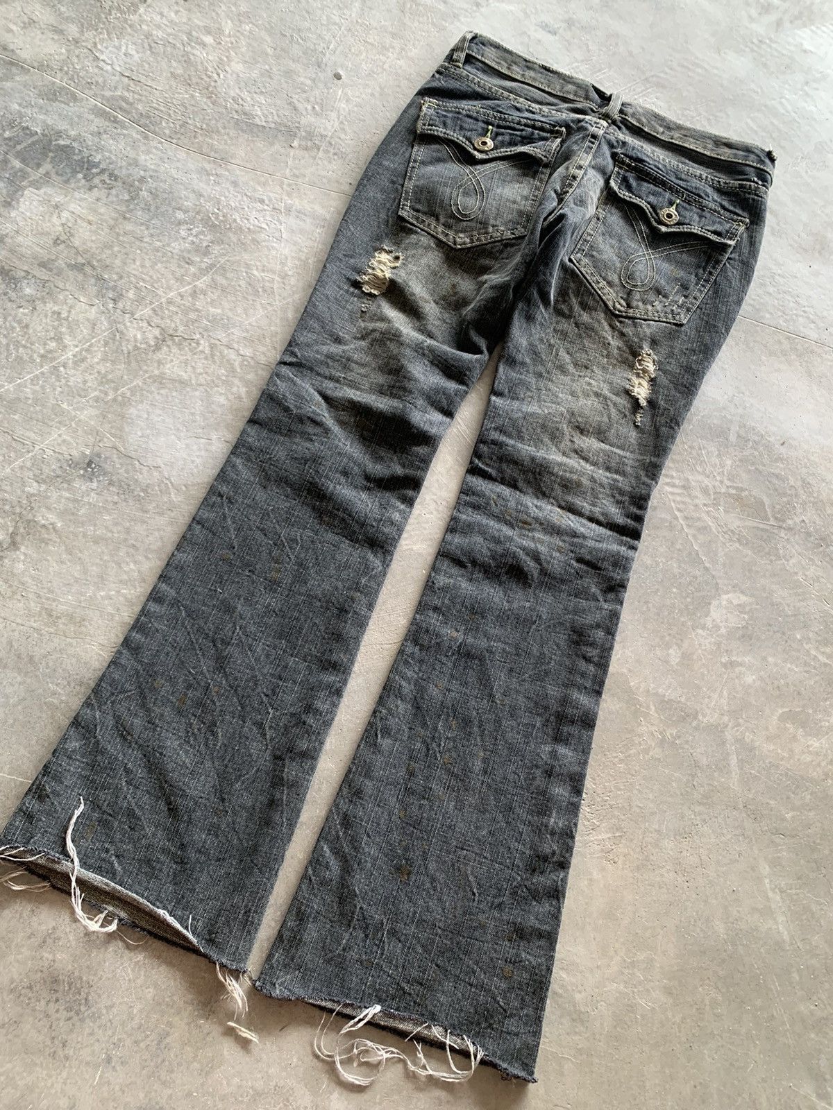 20471120 × Designer × Japanese Brand flare i6w9 lgb inspired jeans distressed japanese style Size 30" / US 8 / IT 44 - 24 Thumbnail