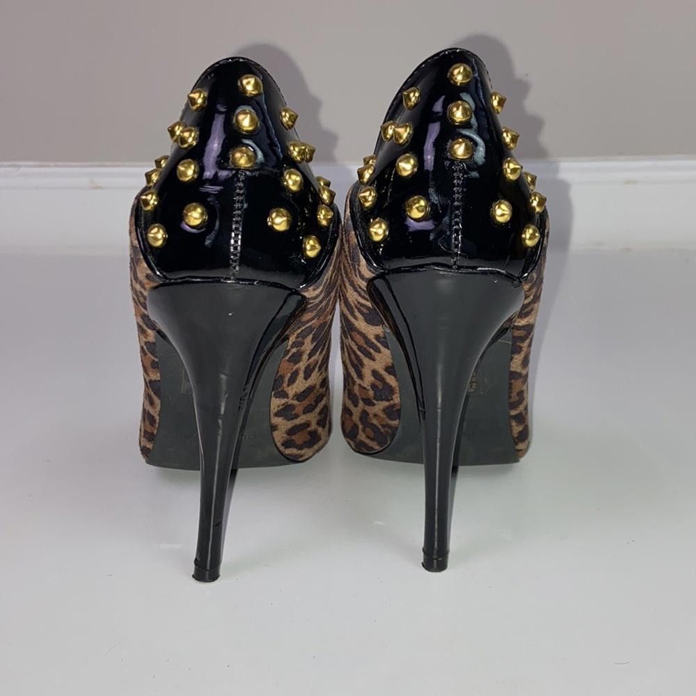 Designer ]Colin Stuart l Leopard Print Pumps W/ Gold Studs 6 Size US 6 / IT 36 - 4 Thumbnail