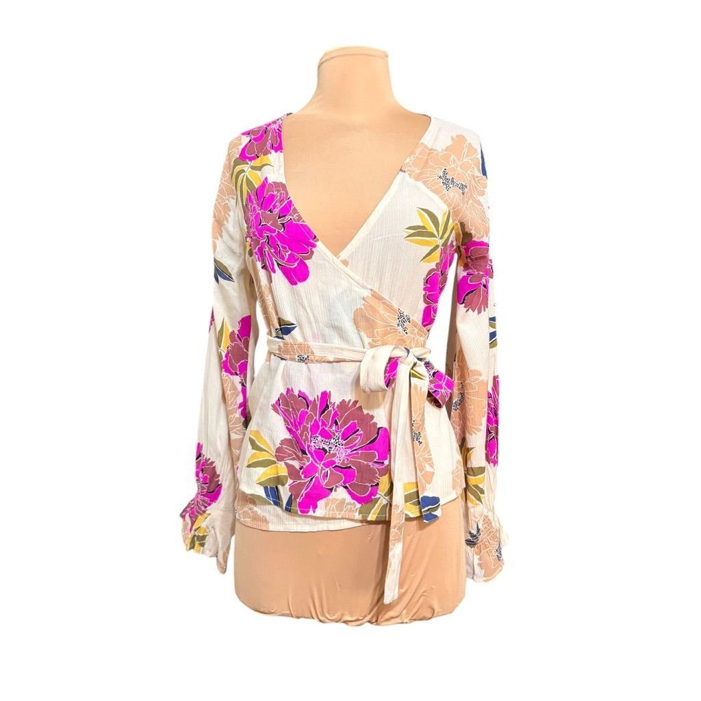 Billabong NEW Printed Floral Wrap Blouse Small CREAM Pink MULTICOLOR B Size S / US 4 / IT 40 - 1 Thumbnail