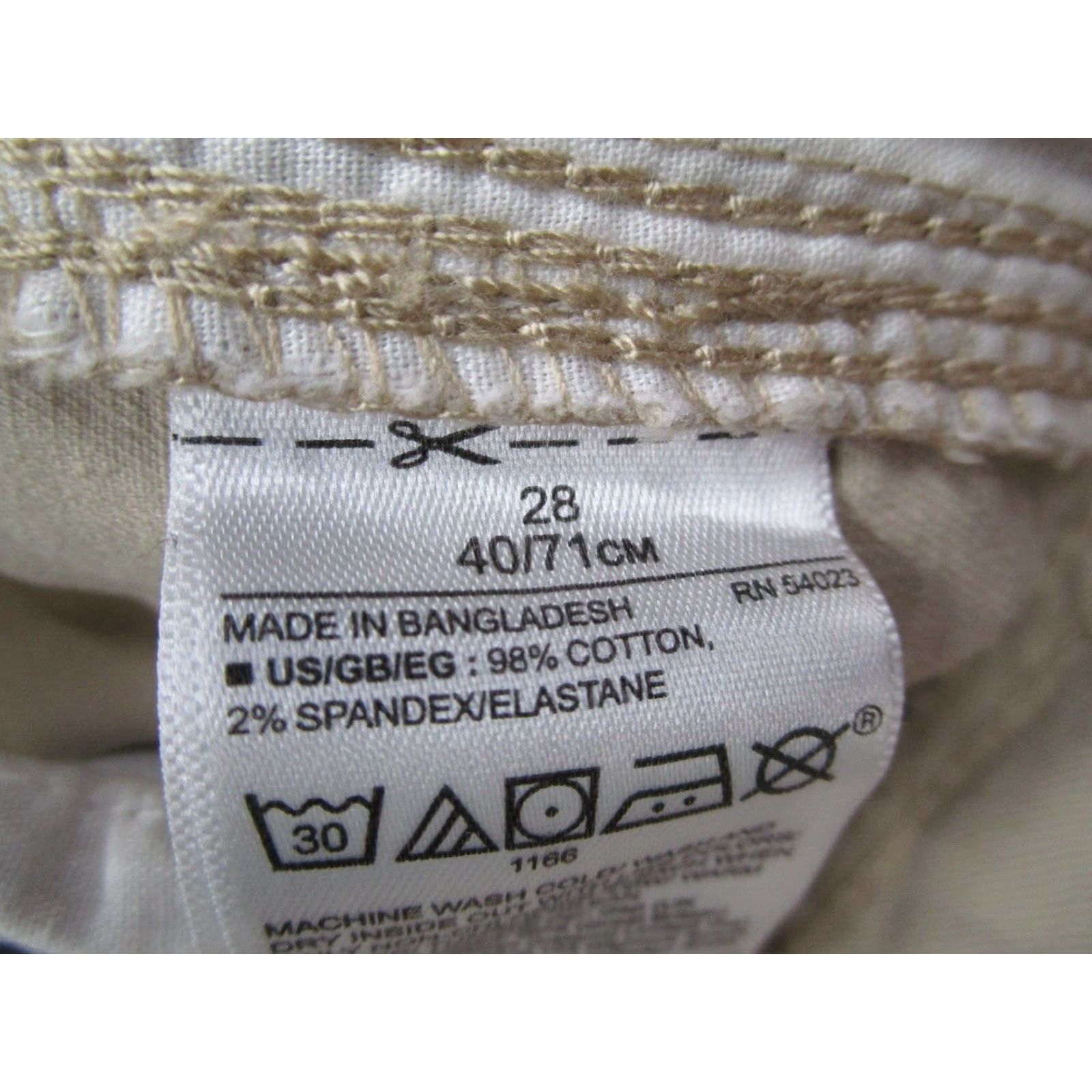 Gap Vintage Gap Men’s Cargo Shorts 28 Regular Beige Cotton Blend 12" Inseam Casual Workwear Size US 28 / EU 44 - 4 Thumbnail
