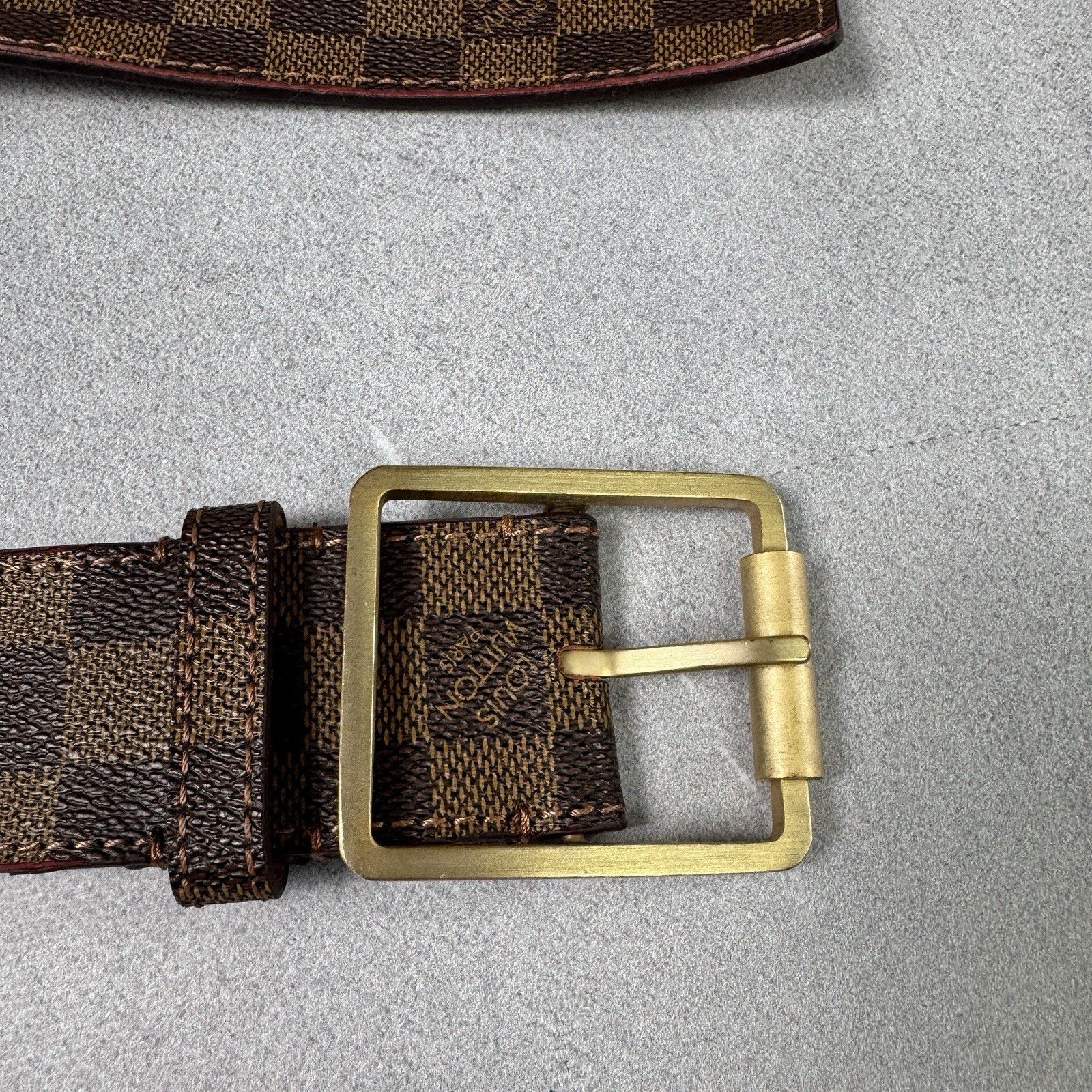 Louis Vuitton Louis Vuitton Check Men Leather Belt Size 34 Size 34 - 2 Thumbnail
