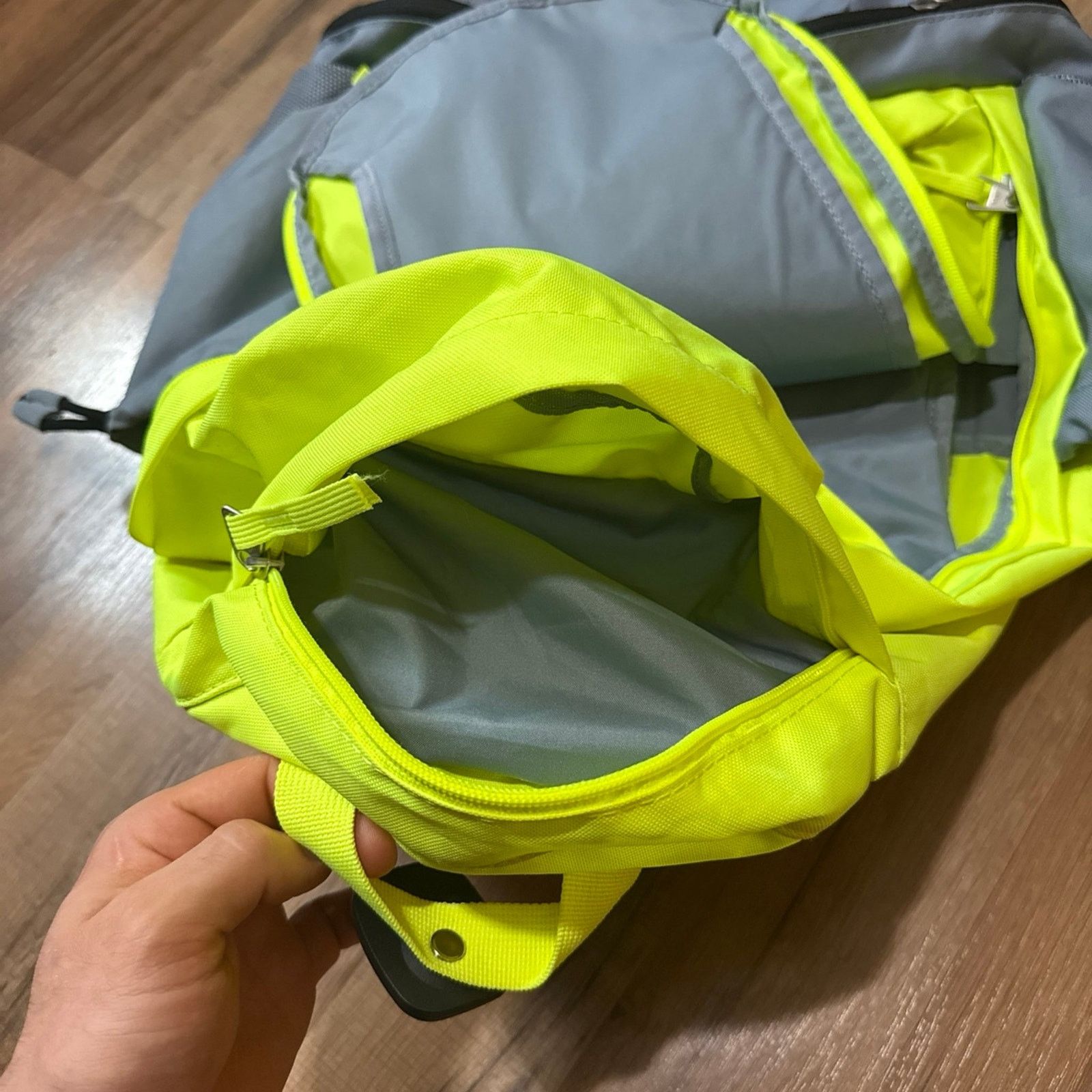 Nike Nike Kobe Neon Volt Mamba Backpack Size ONE SIZE - 8 Thumbnail