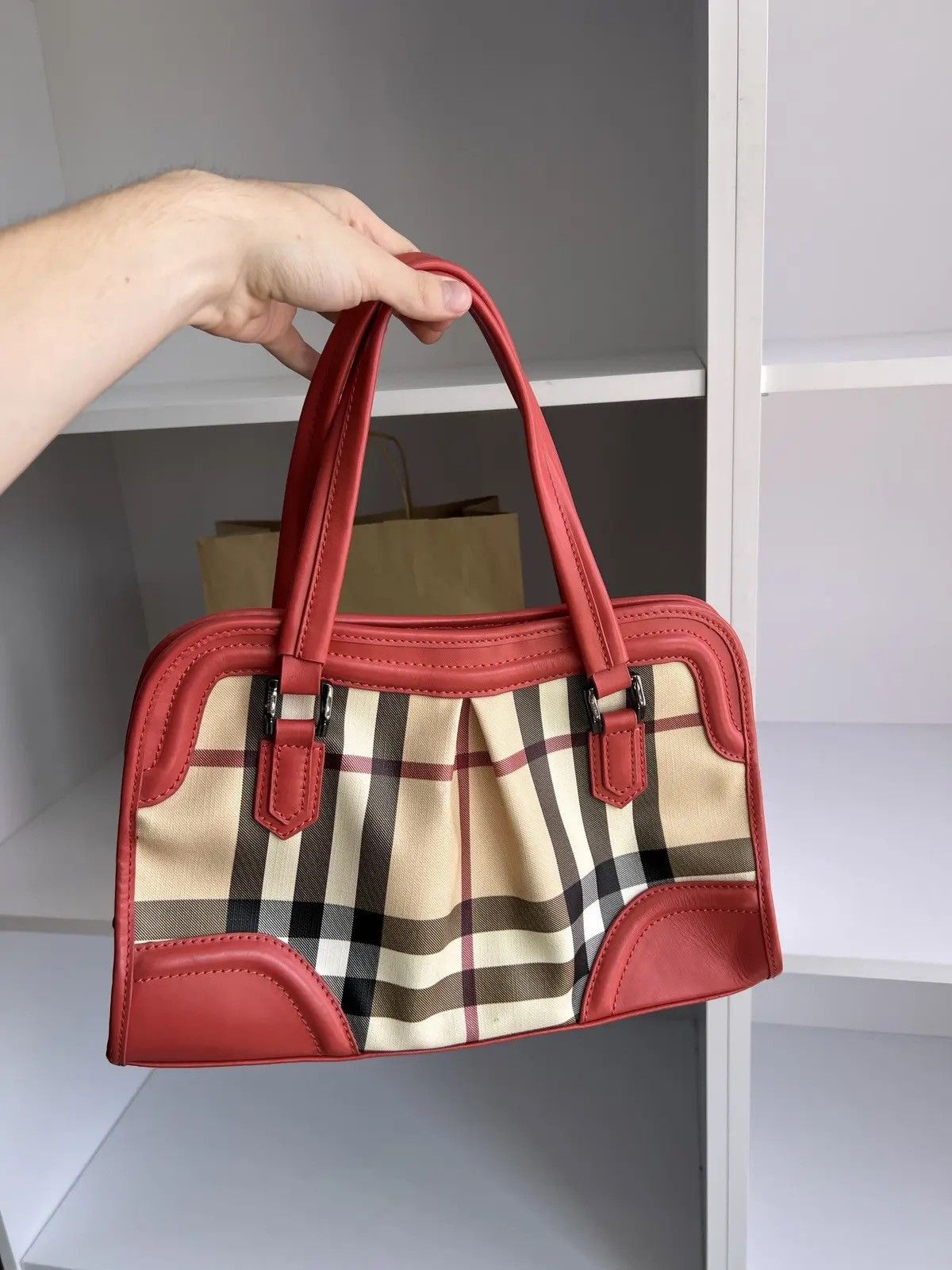 Burberry × Vintage Vintage Burberry Red Patent Leather Nova Check Tote Bag Size ONE SIZE - 1 Thumbnail