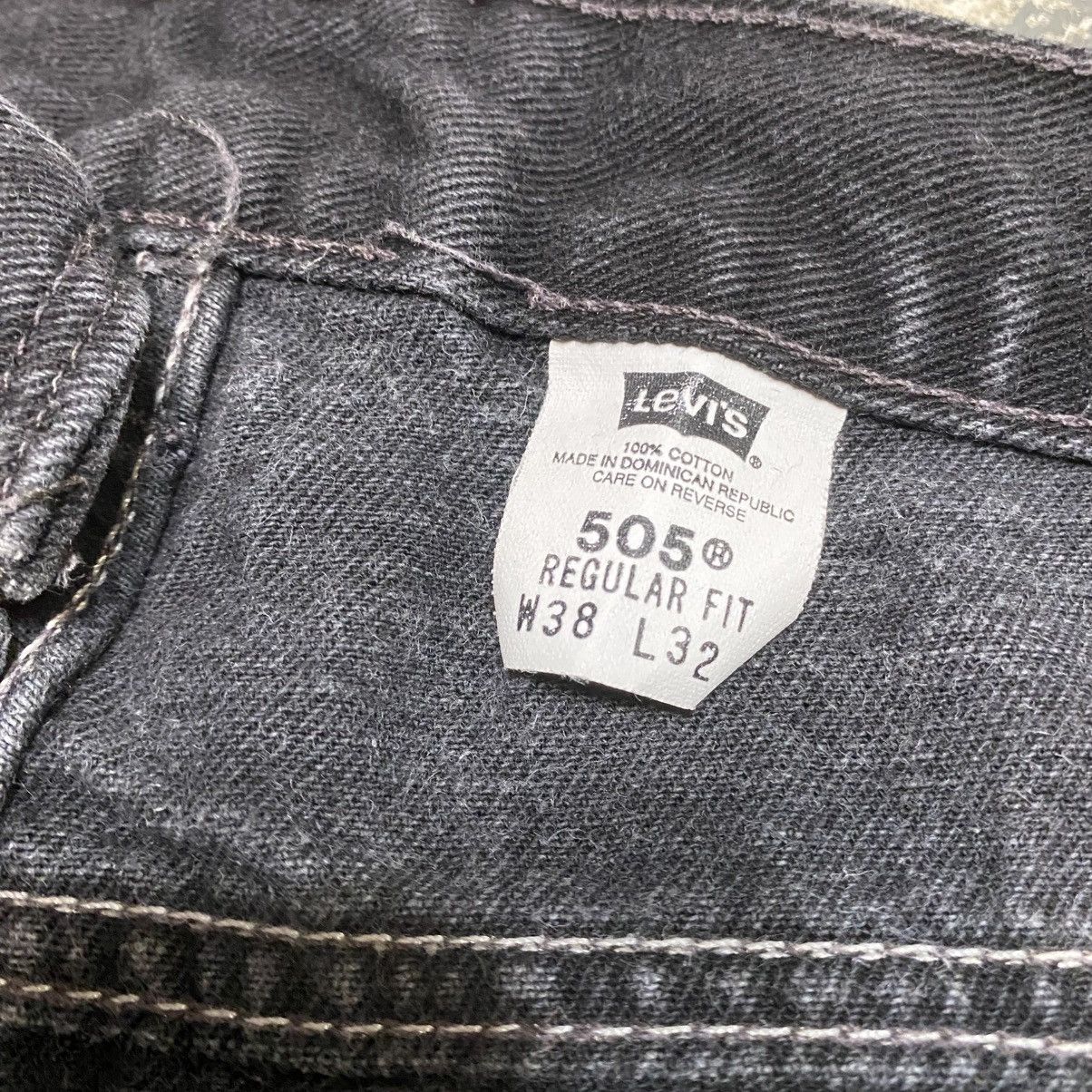 Levi's × Vintage Vintage Levi’s 505 Black Denim Jean Shorts Jorts 90s Size US 37 - 9 Thumbnail
