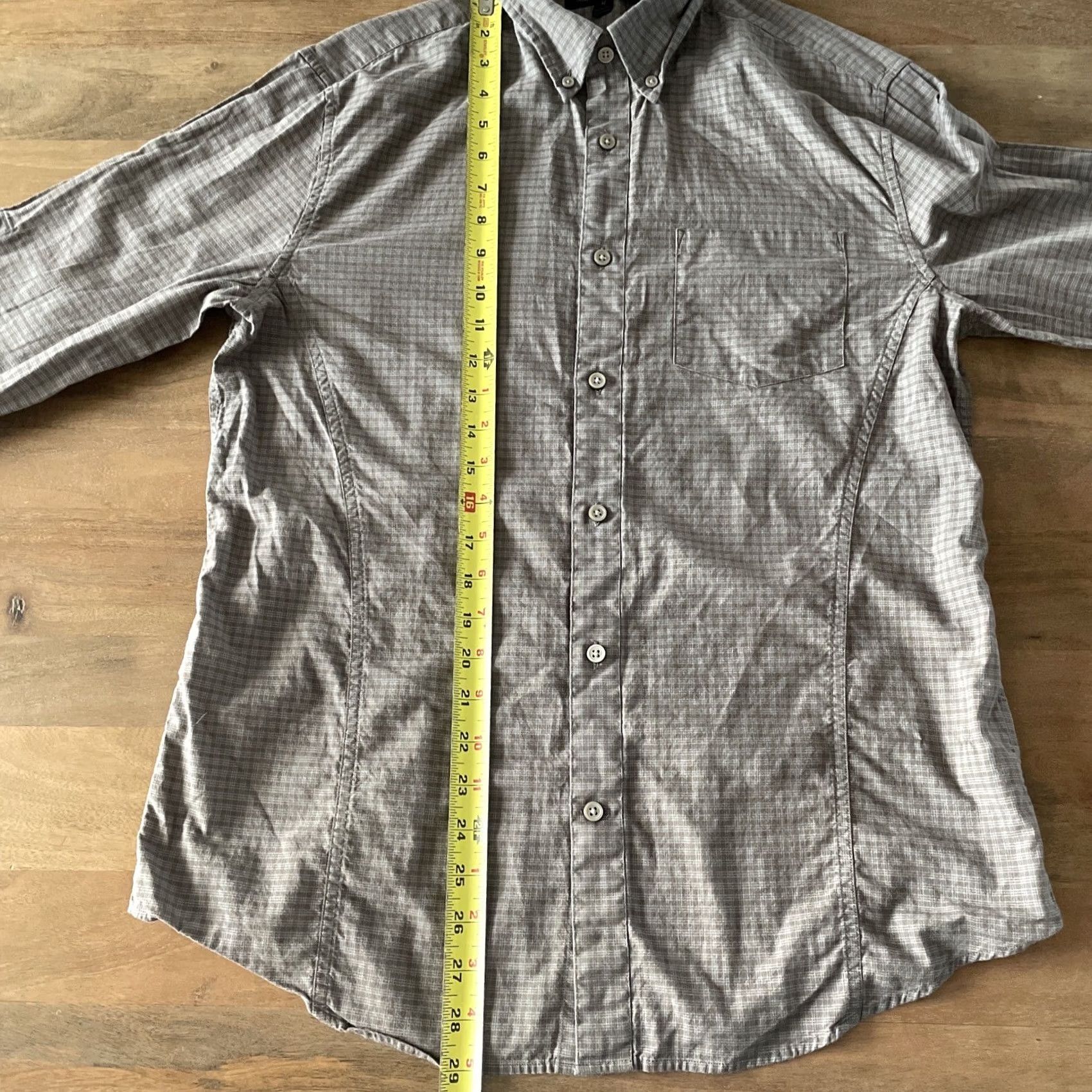 John Varvatos John Varvatos Button-Down Shirt Men’s M Plaid Long Sleeve Collared Logo Shirt Size US M / EU 48-50 / 2 - 6 Thumbnail