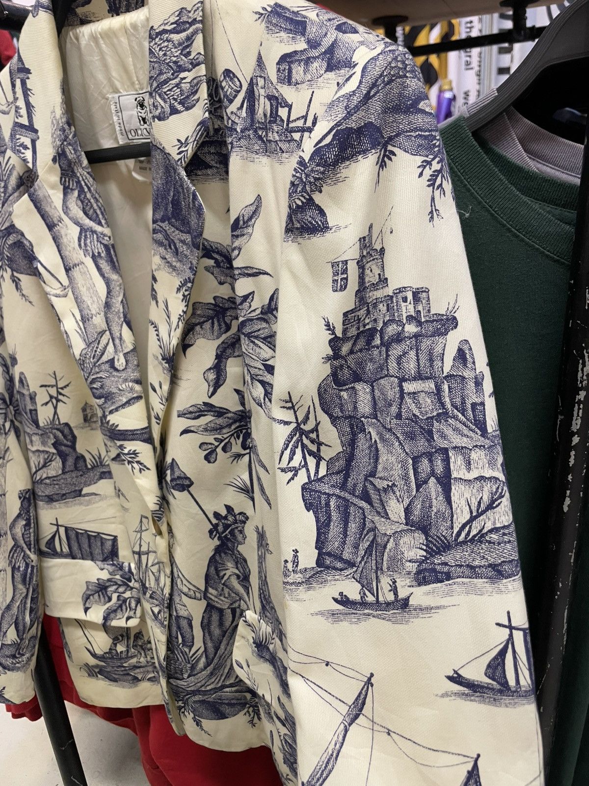 Valentino × Vintage Valentino Oliver Full Print Blazer Size S / US 4 / IT 40 - 3 Thumbnail