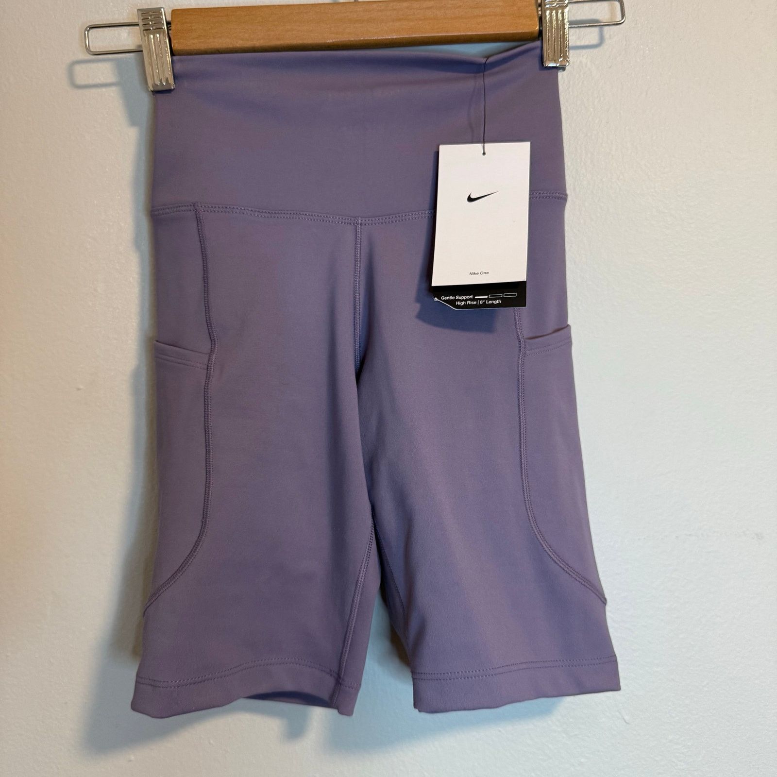 Nike Nike Dri-Fit Training High Waisted Biker Short Size XS NWT Size 26" / US 2 / IT 38 - 1 Thumbnail