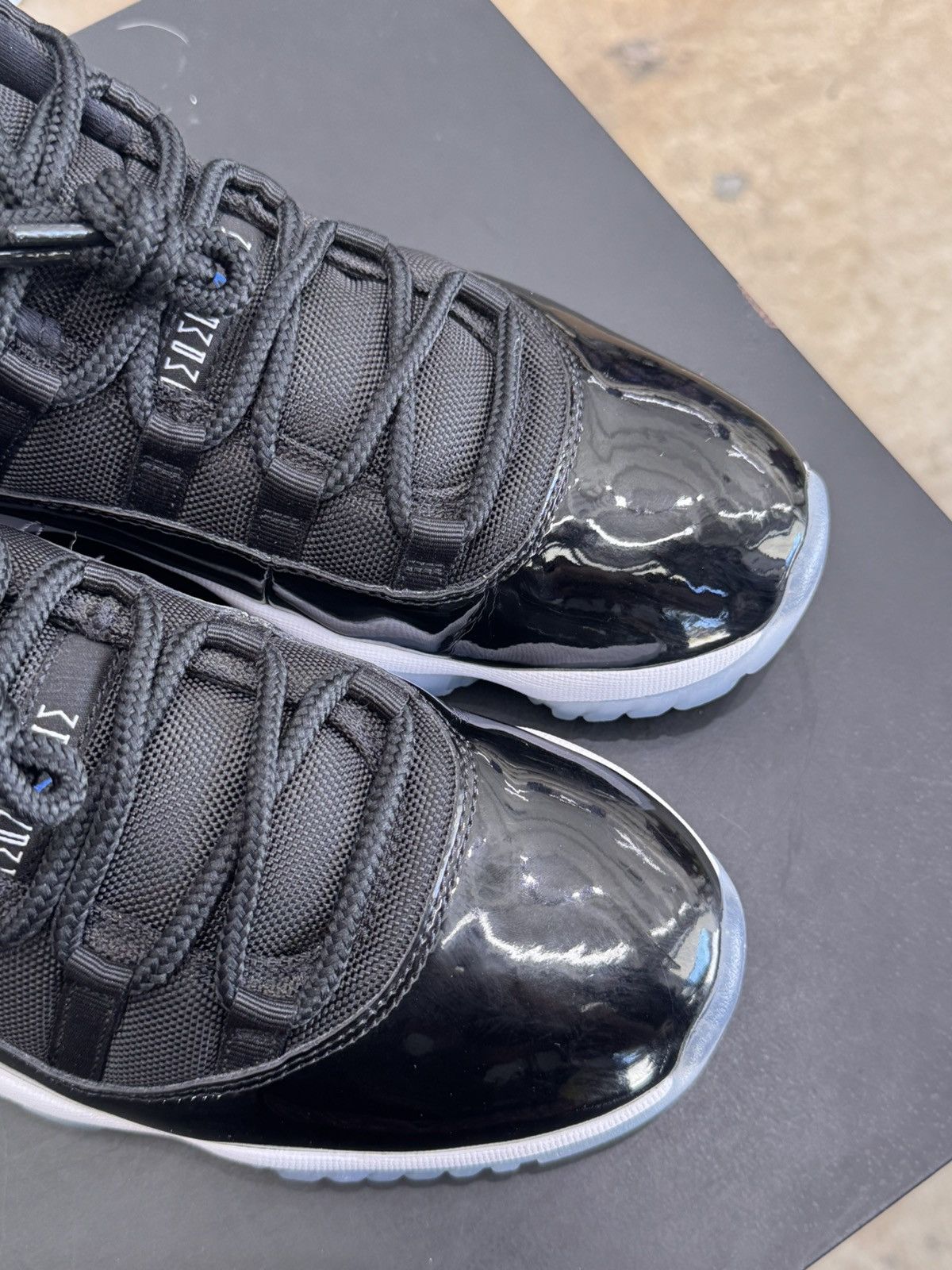 Jordan Brand Air Jordan 11 Low Space Jam Size 10 (2024) Size US 10 / EU 43 - 8 Thumbnail