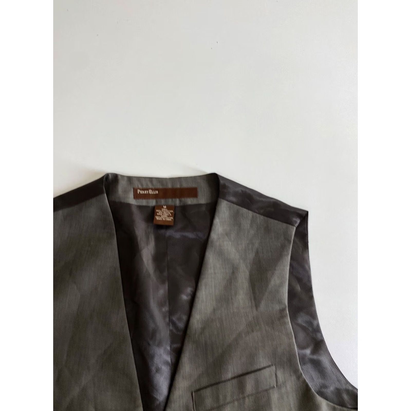 Perry Ellis Perry Ellis Grayish Poly Button Vest Medium M VEST Shirt Mens Vest Size US M / EU 48-50 / 2 - 3 Thumbnail