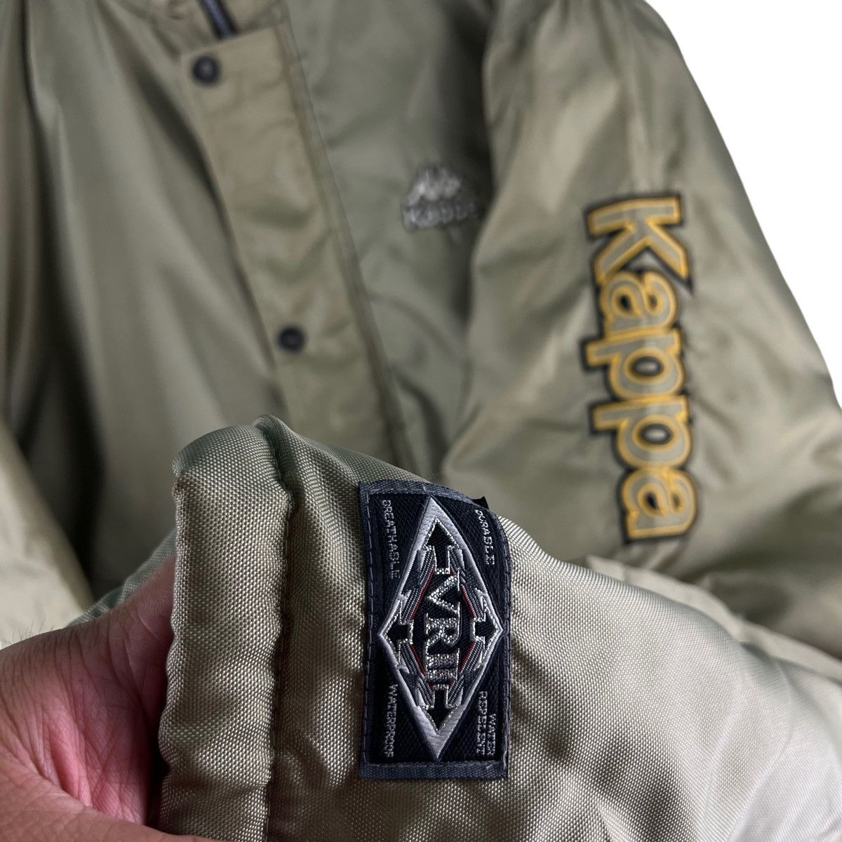 Japanese Brand 🔥90’s VTG OVERSIZED JACKET KAPPA BIG LOGO SPELL OUT Size US L / EU 52-54 / 3 - 5 Thumbnail