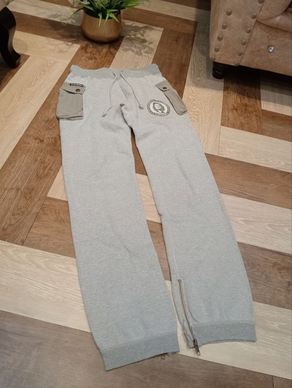 Hysteric Glamour VINTAGE HYSTERIC GLAMOUR CARGO WITH ANKLE ZIP SWEATPANTS Size US 28 / EU 44 - 3 Thumbnail