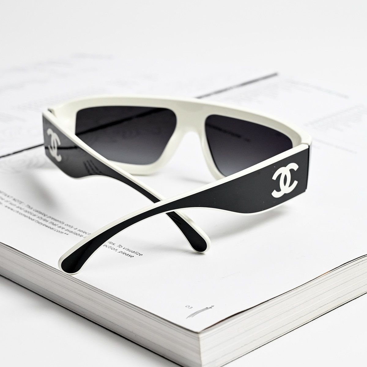Chanel CHANEL 0CH6057 SUNGLASSES Size ONE SIZE - 8 Thumbnail