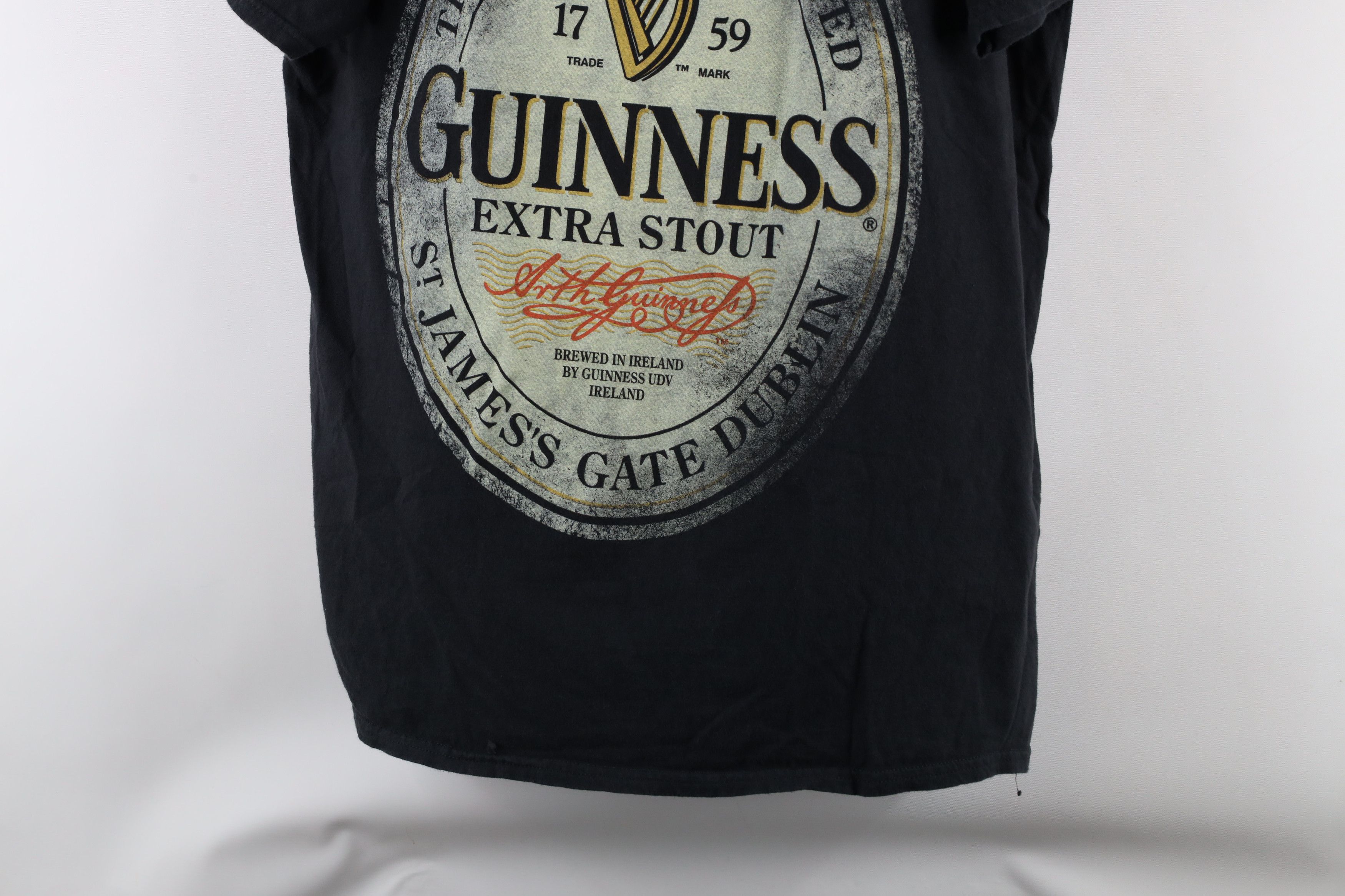 Vintage Vintage Guinness Beer Spell Out Extra Stout Ireland T-Shirt Size US XL / EU 56 / 4 - 3 Thumbnail