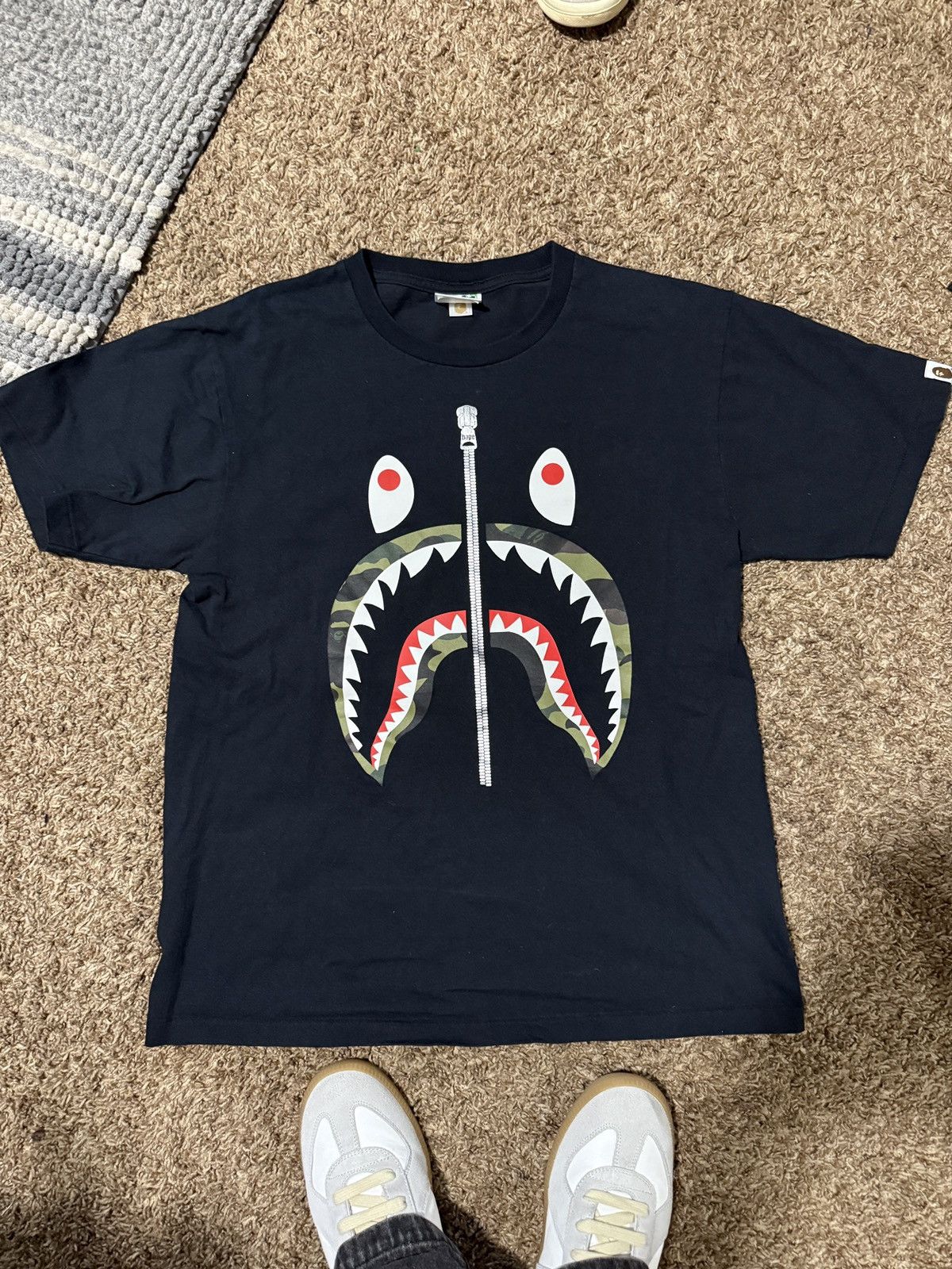 Bape Bape Shark Zip Tee Size US M / EU 48-50 / 2 - 1 Thumbnail