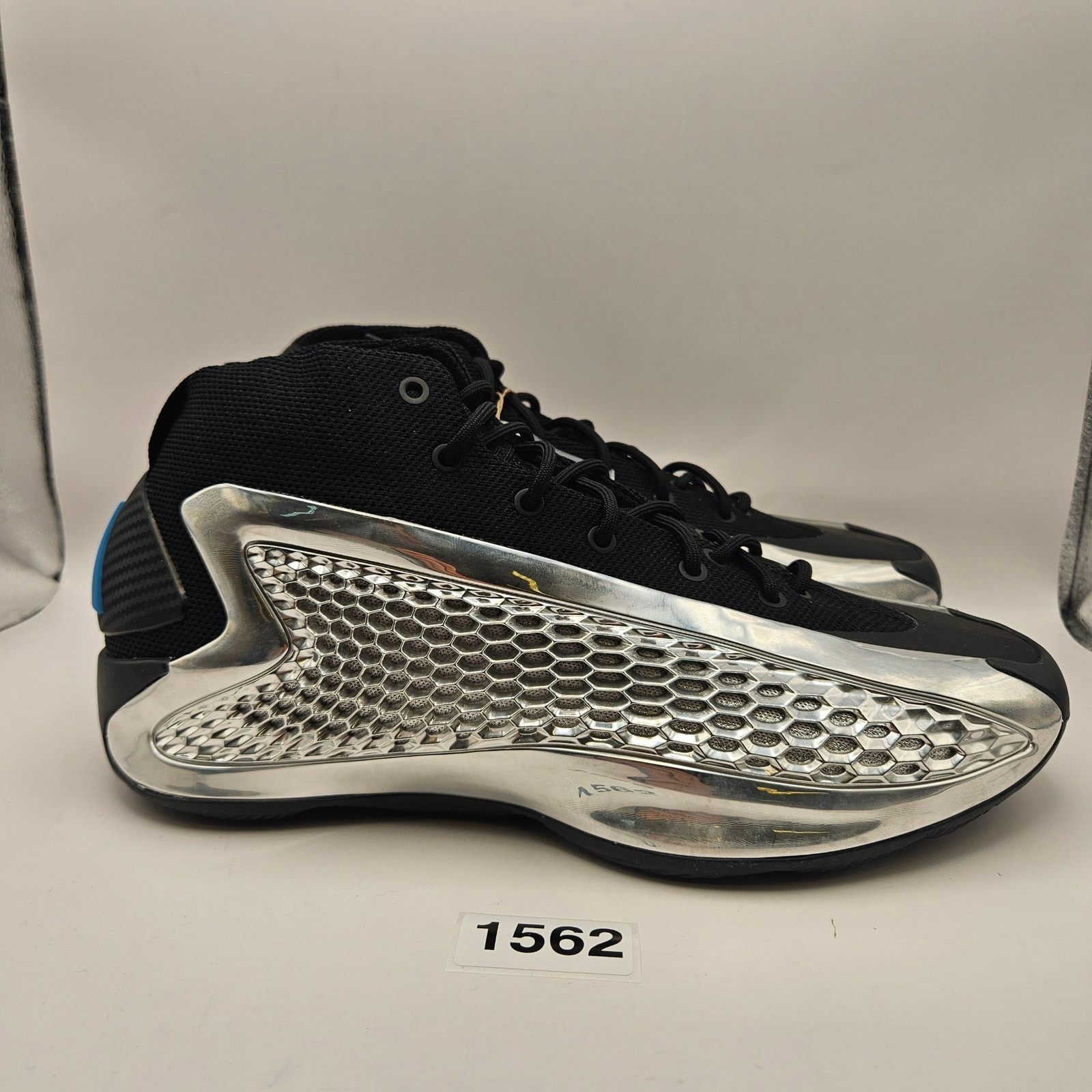Adidas ADIDAS MEN'S 9 AE 1 ANTHONY EDWARDS 1 SILVER METALLIC CHROME Size US 9 / EU 42 - 4 Thumbnail