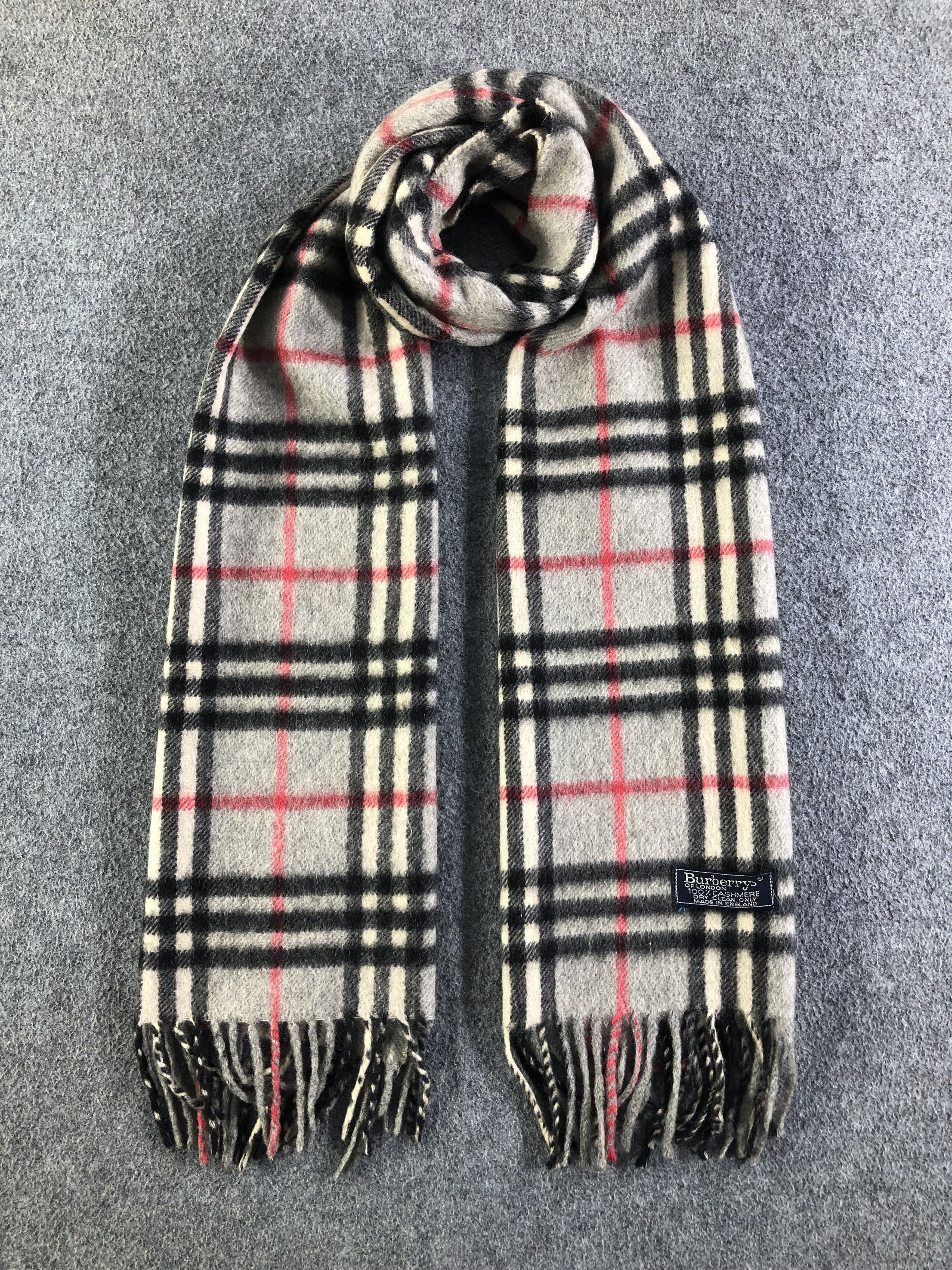 Burberry Burberrys Cashmere Scarf / Muffler / Neckwear SS1243 Size ONE SIZE - 1 Thumbnail