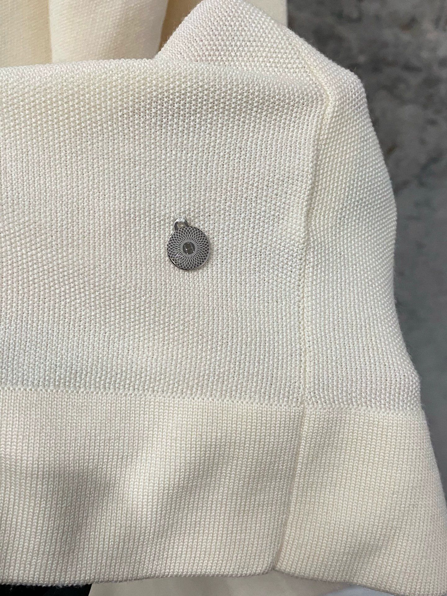 Hermes Hermes Cardigan FR 36 Mint Size XS / US 0-2 / IT 36-38 - 5 Thumbnail