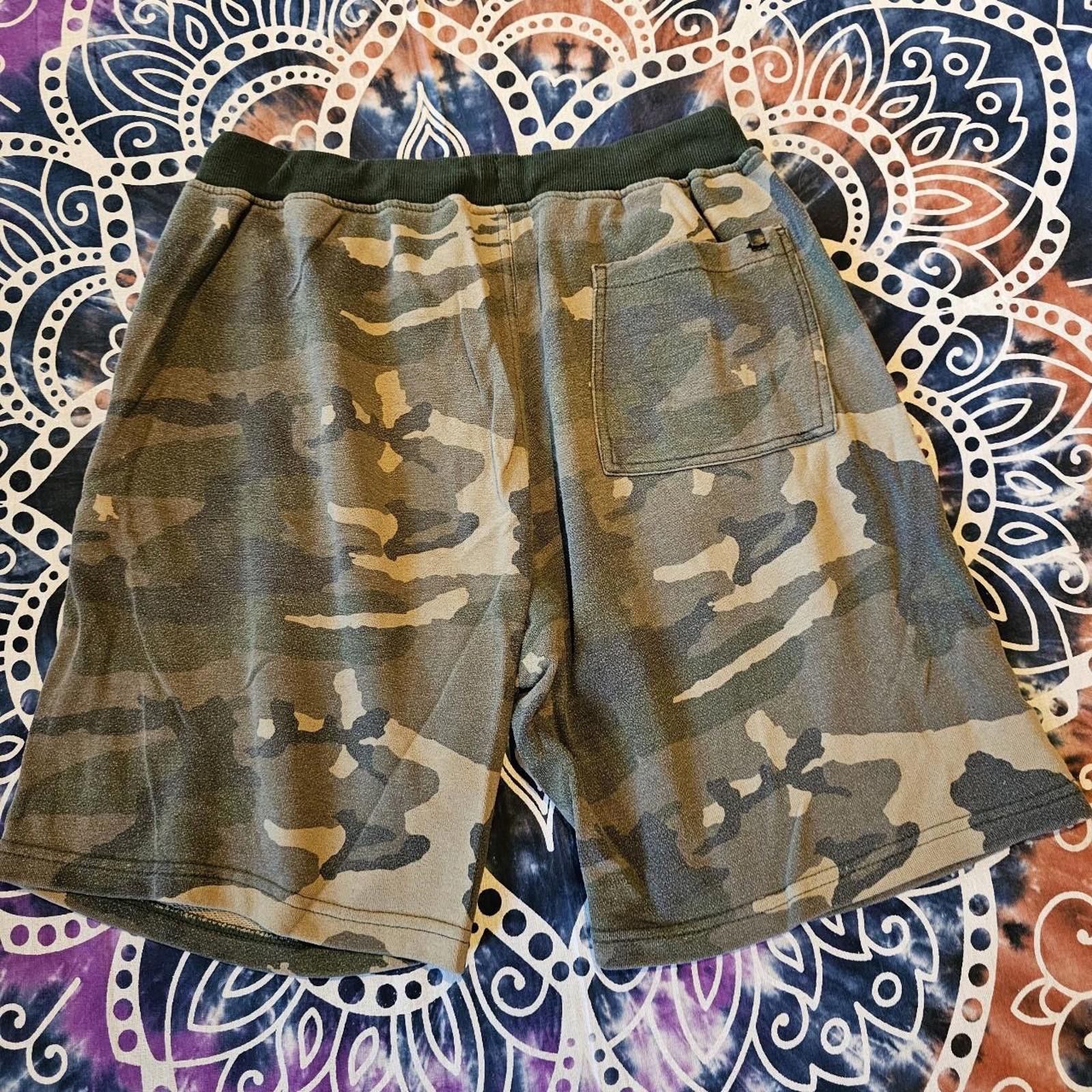 Other Men's CAMO SWEAT SHORTS Size US 32 / EU 48 - 6 Thumbnail