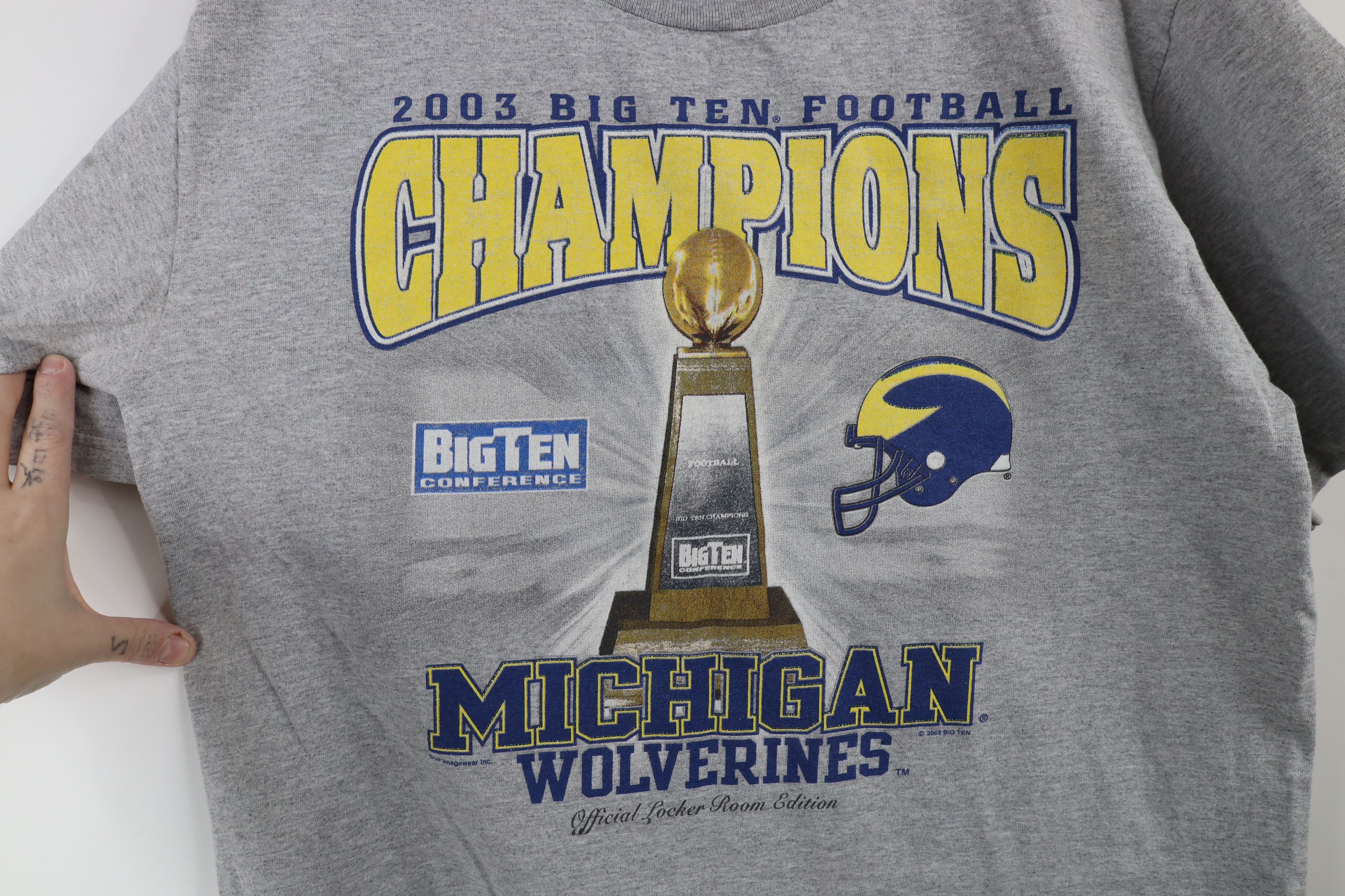 Vintage Vintage Ten Champs University of Michigan Football T-Shirt Size US M / EU 48-50 / 2 - 4 Thumbnail