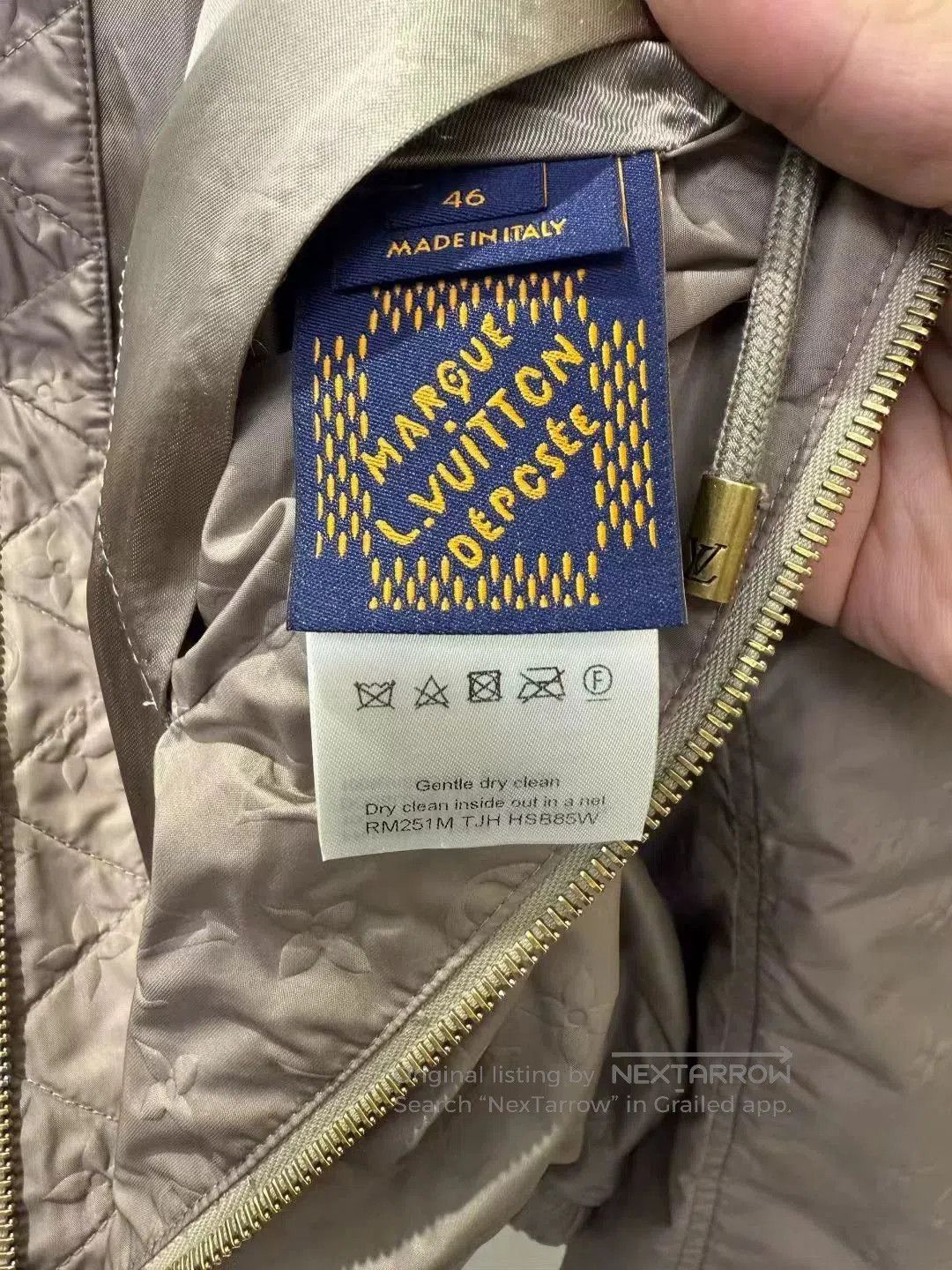 Louis Vuitton Louis Vuitton Khaki Embossed Logo Windbreaker. Size US S / EU 44-46 / 1 - 3 Thumbnail