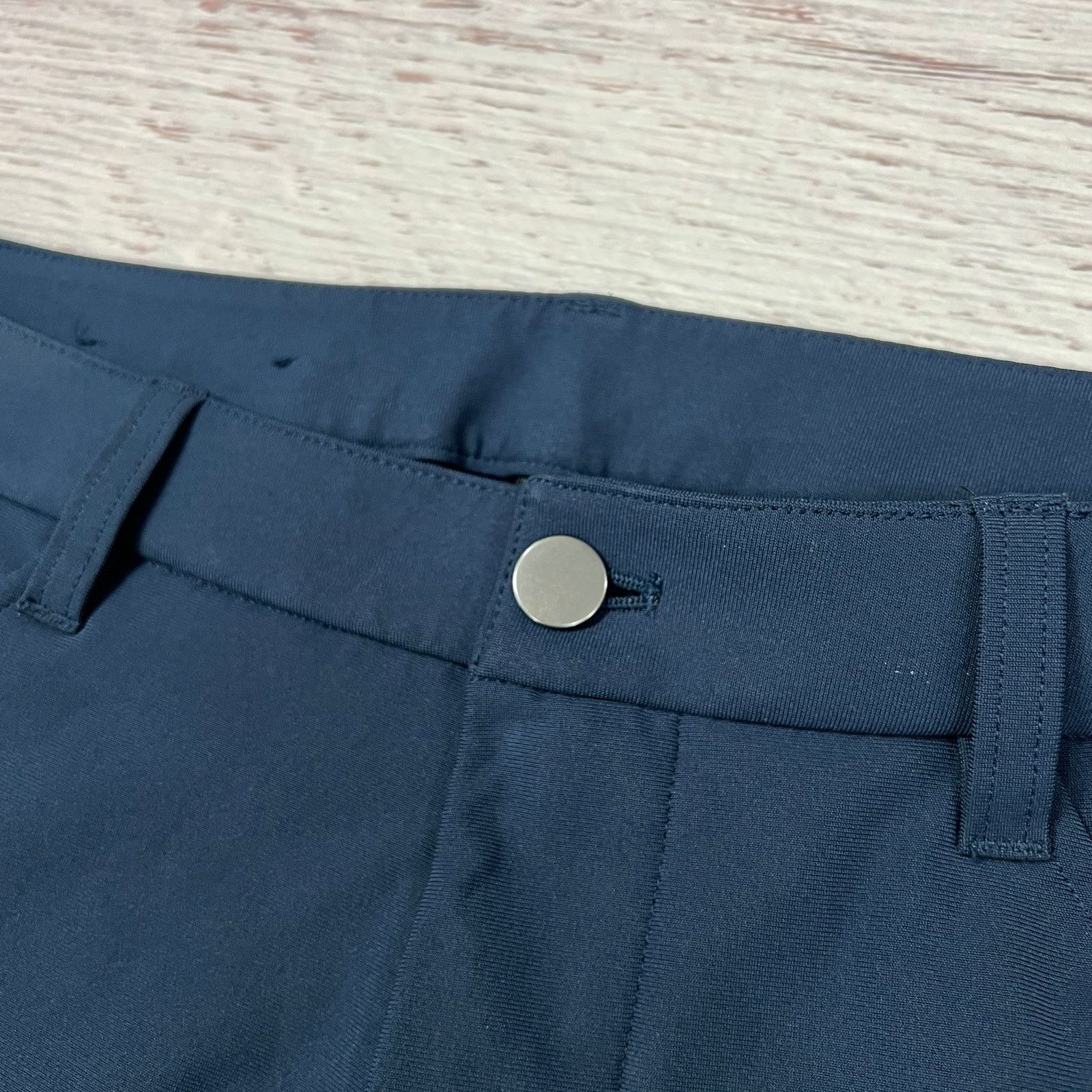 Lululemon Lululemon ABC Slim Chino Navy Square Dot 32x29 Size US 32 / EU 48 - 9 Thumbnail