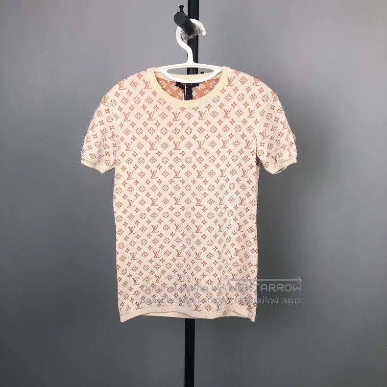 Louis Vuitton Louis Vuitton Knitted orange with white short sleeves Size US S / EU 44-46 / 1 - 1 Thumbnail
