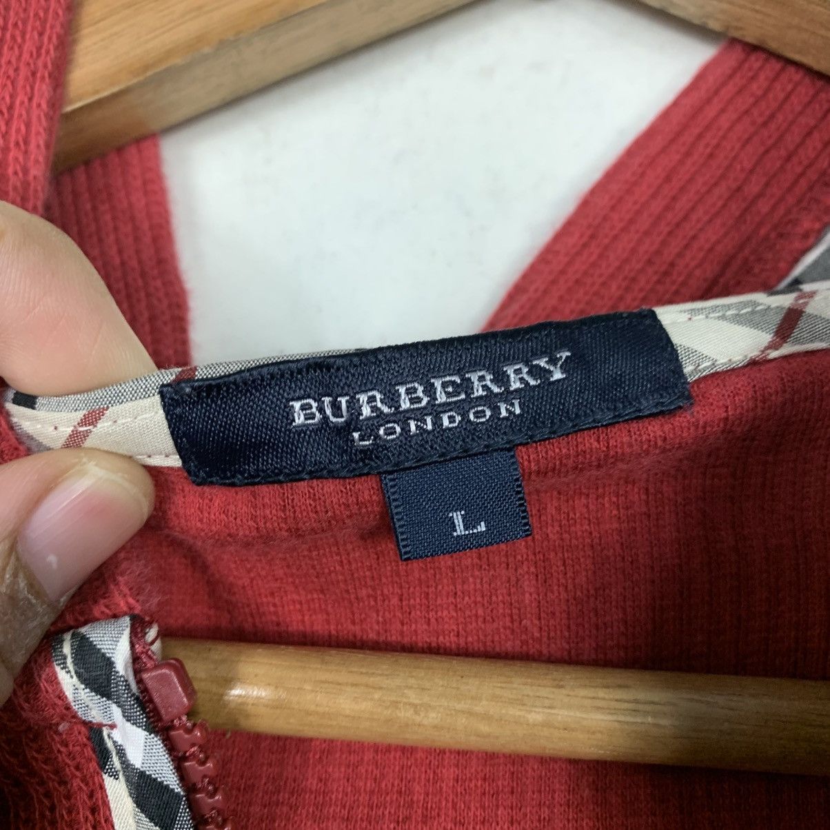 Burberry Burberry London Red Nova Check Hoodie Size US L / EU 52-54 / 3 - 15 Thumbnail